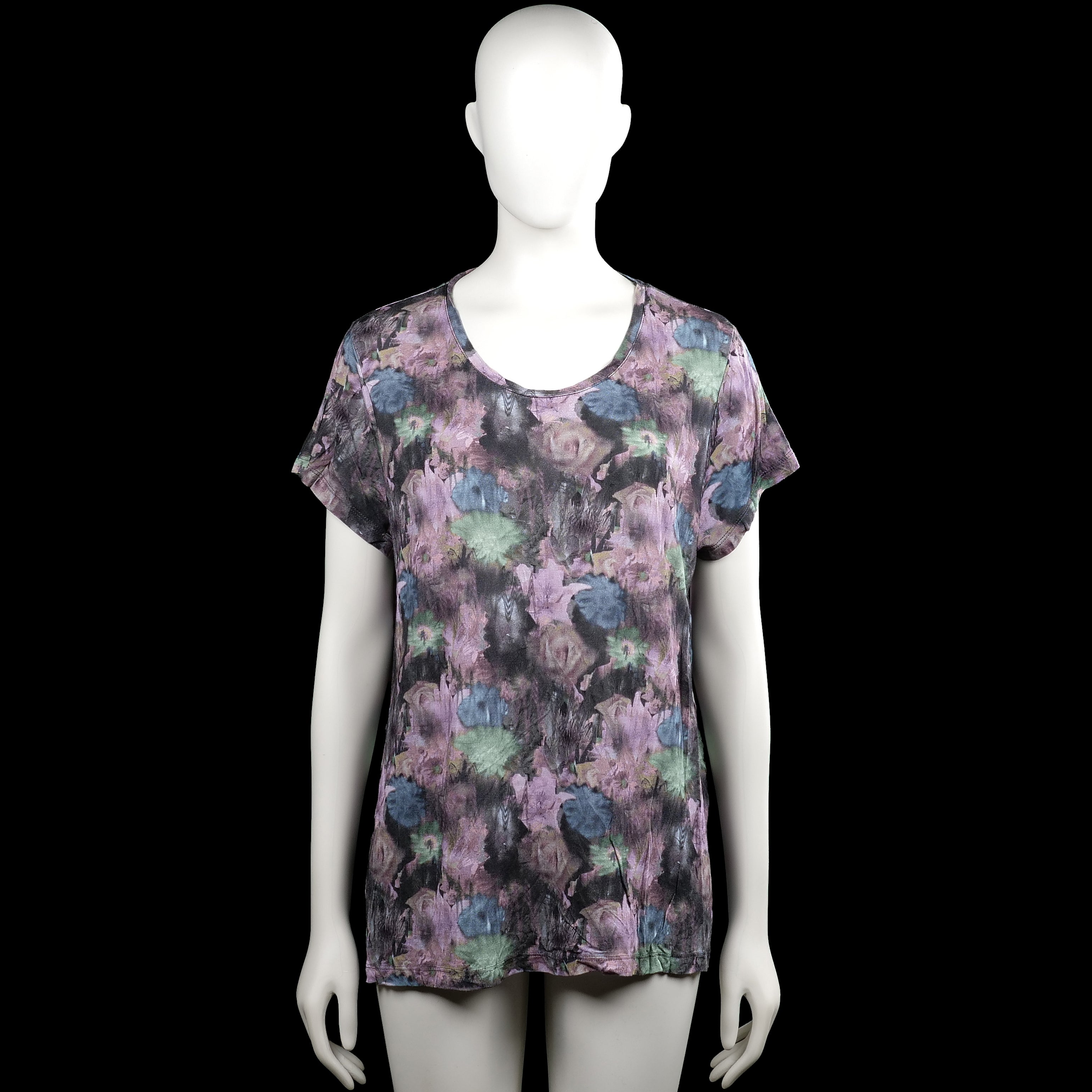 Mywear - T-shirt - Purple & Black - Size M - Purple and black floral top with a scoop neckline and short sleeves. Straight hem with no visible closures.