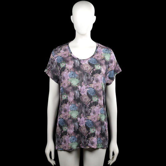 Mywear - T-shirt - Purple & Black - Size M - Purple and black floral top with a scoop neckline and short sleeves. Straight hem with no visible closures.