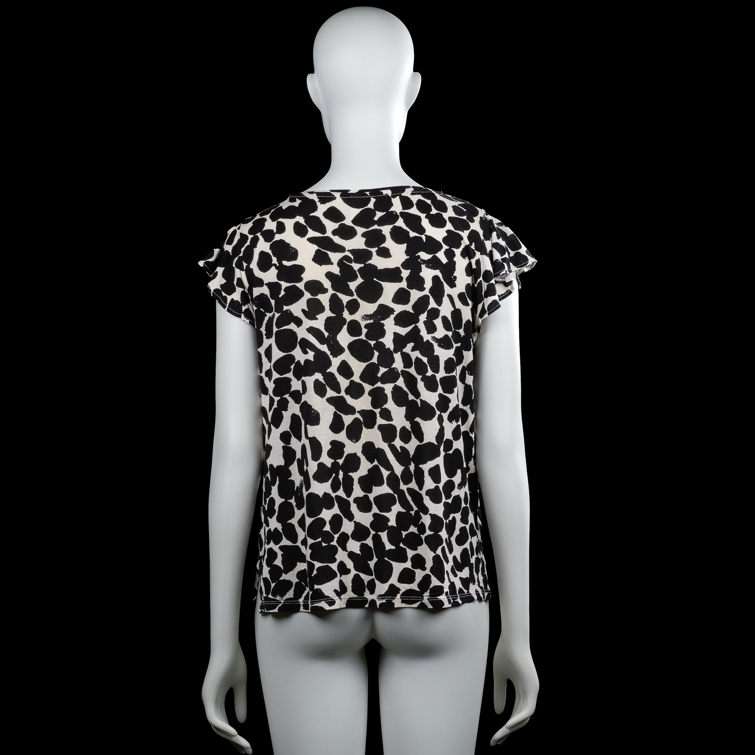 T-shirt - White & Black - Size M