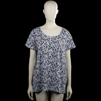 C&A - T-shirt - Light Gray & Black - Size XL - Light gray top with an all-over black leaf print and a scoop neckline. Features short sleeves with plain cuffs and a straight hem.