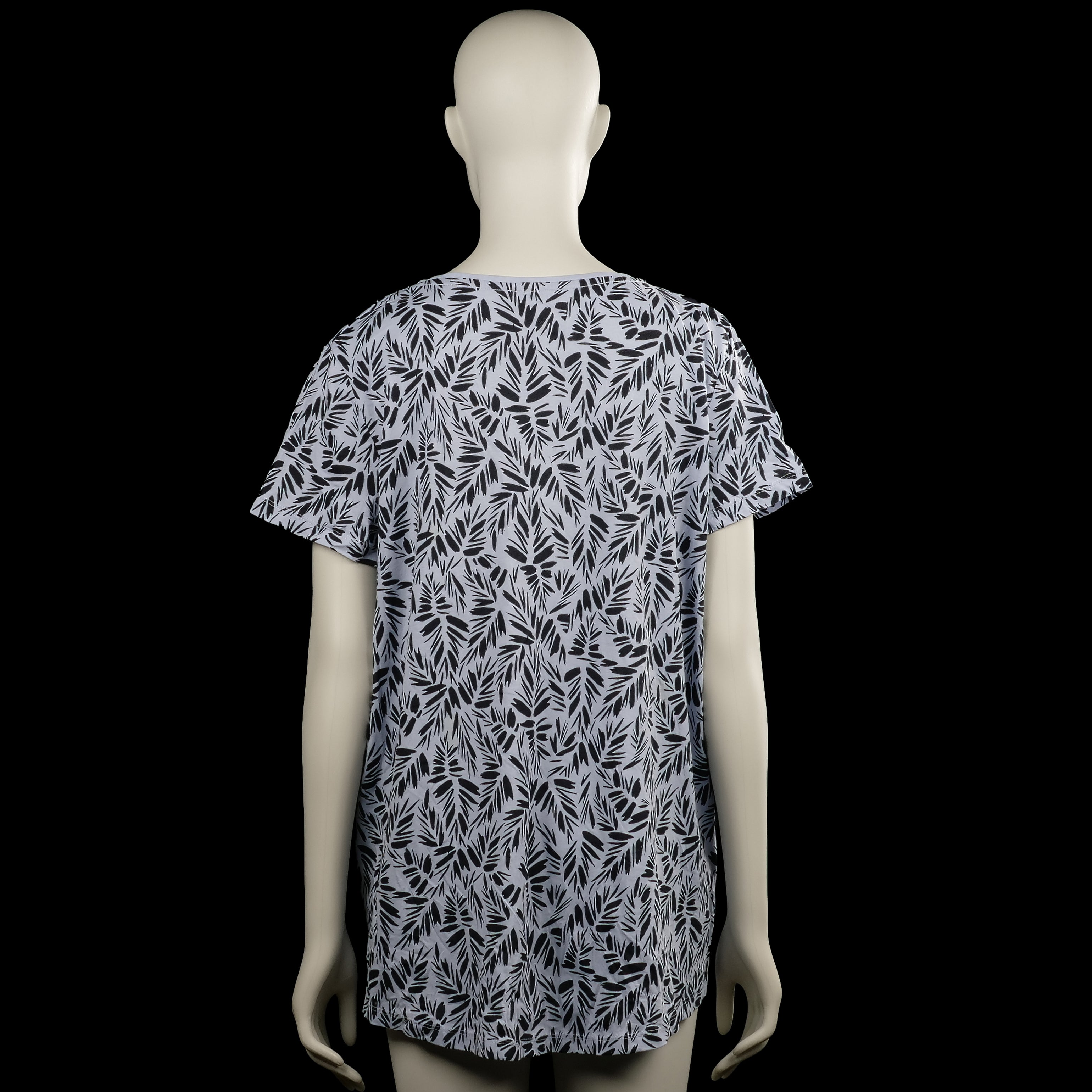 T-shirt - Light Gray & Black - Size XL