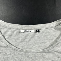 T-shirt - Light Gray & White - Size S
