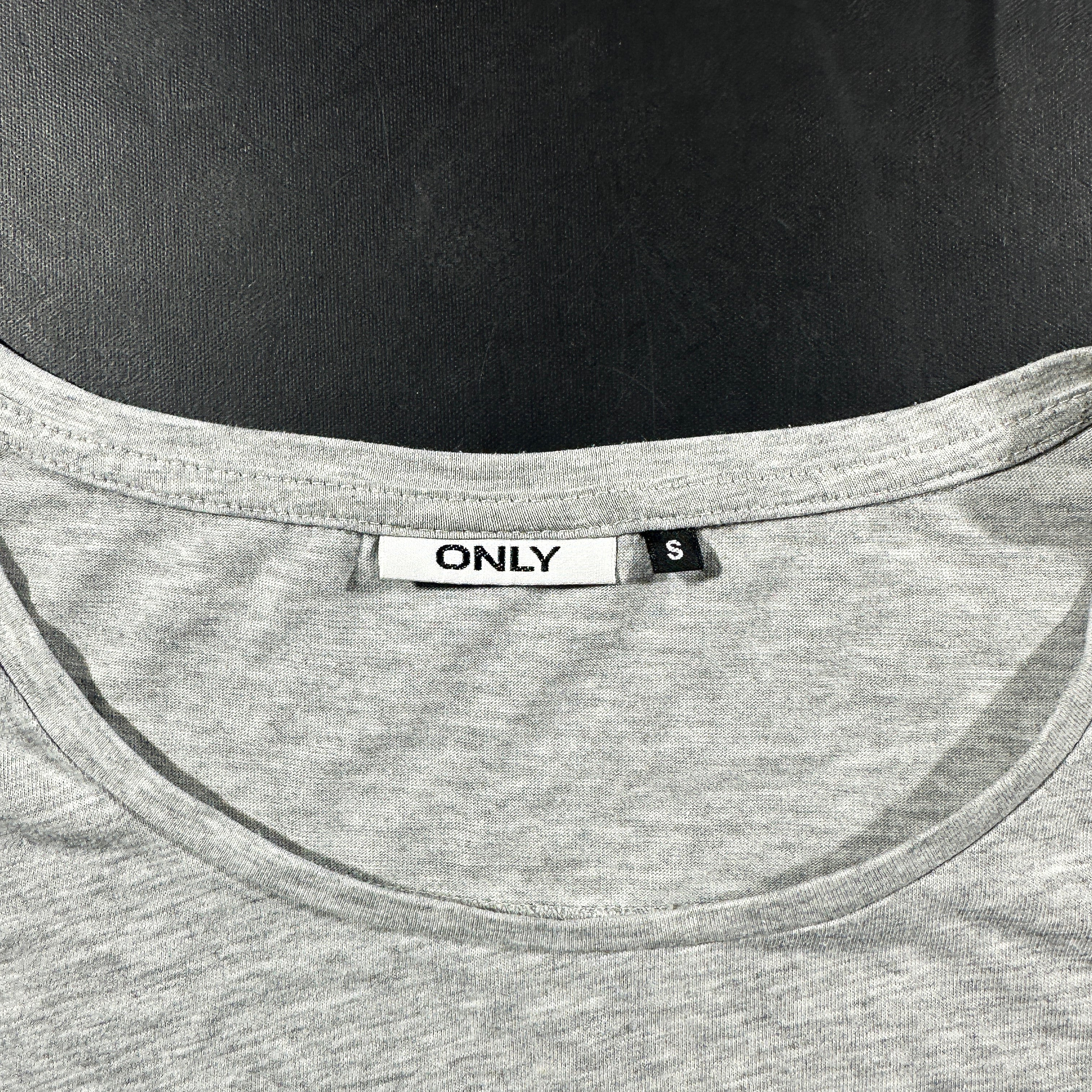 T-shirt - Light Gray & White - Size S