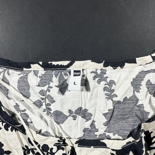 T-shirt - White & Black - Size L