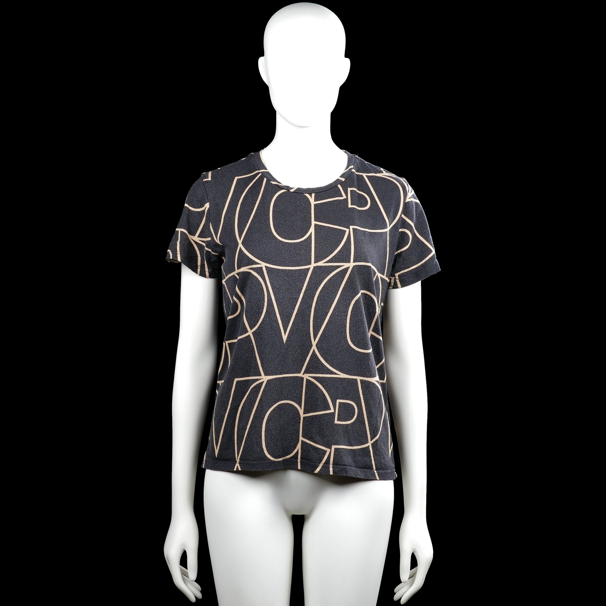Visual clothing project - T-shirt - Navy & Beige - Size S - Navy top with a beige abstract line print, round neck, and short sleeves. Straight hem and plain sleeve cuffs.