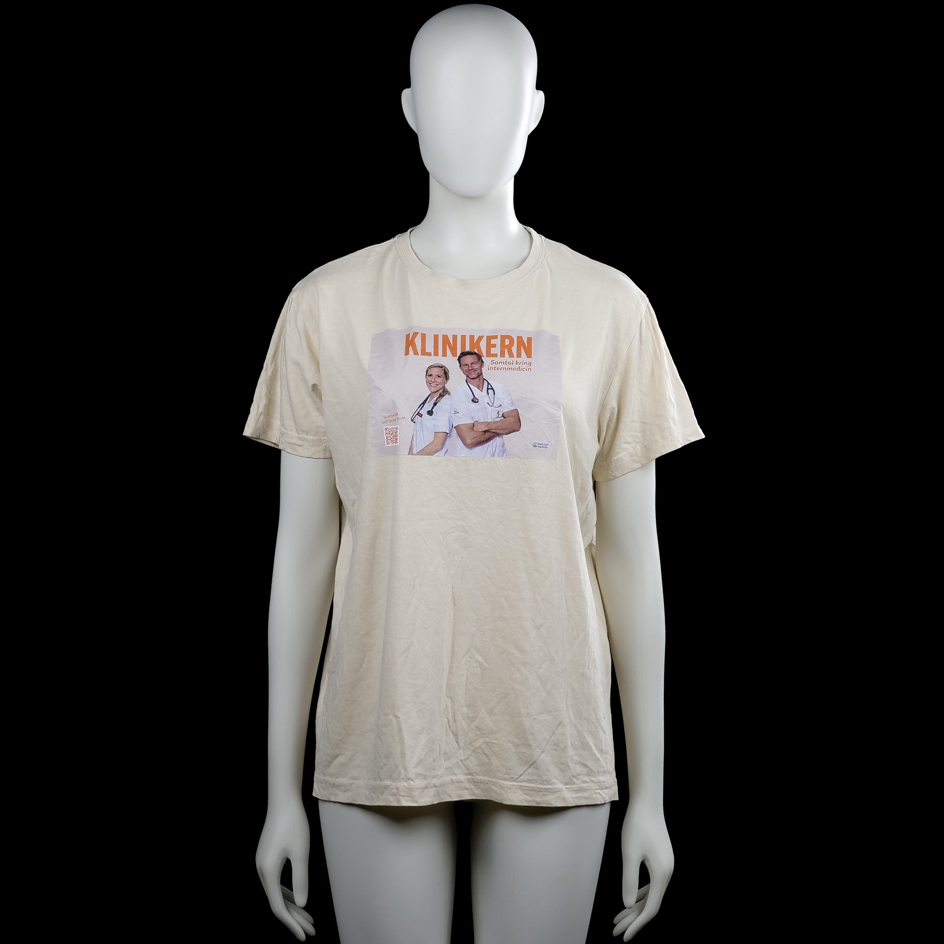 Clique - T-shirt - Ivory - Size M - Ivory short-sleeve T-shirt with a round neckline and straight hem. Features a rectangular graphic print on the front.