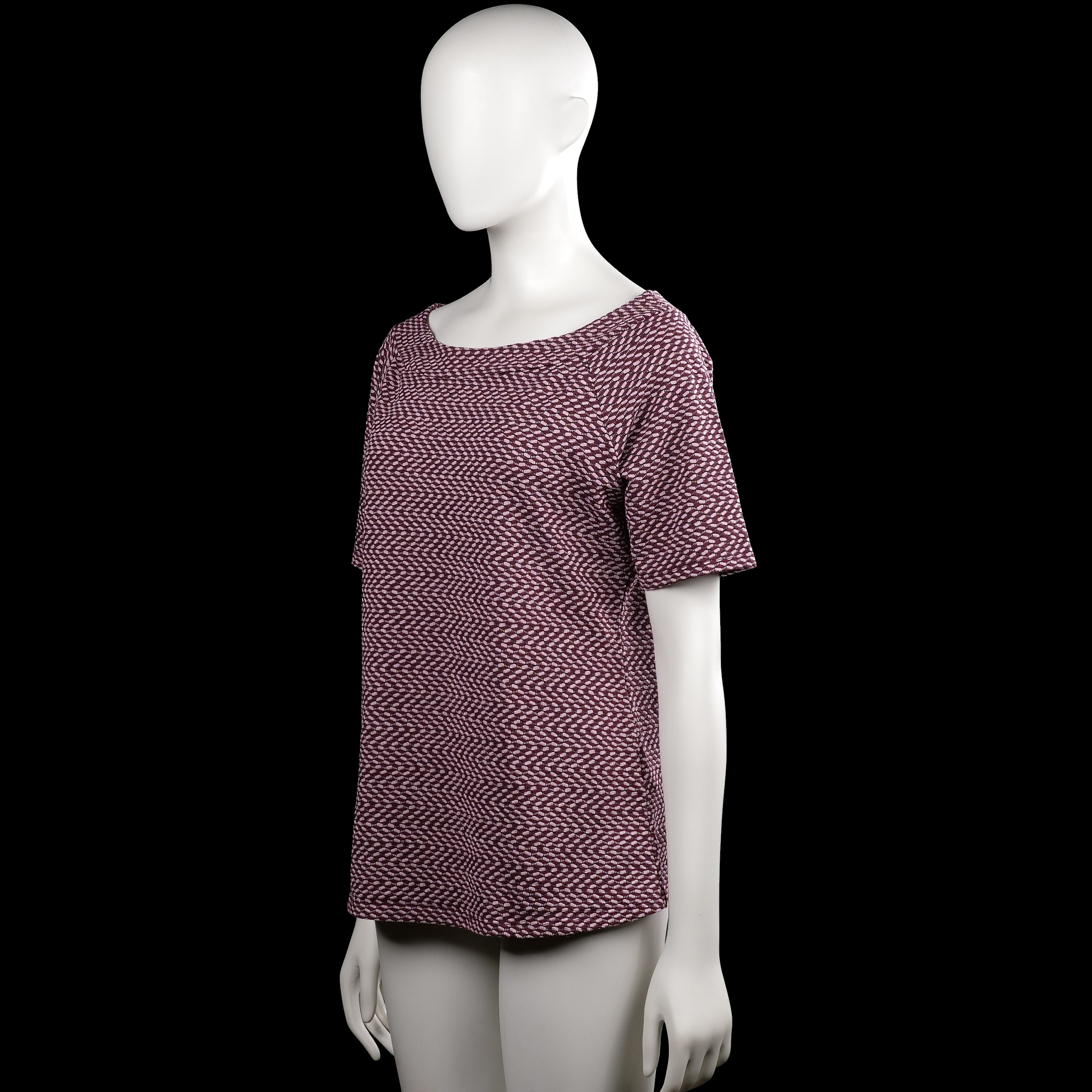 T-shirt - Burgundy & White - Size L
