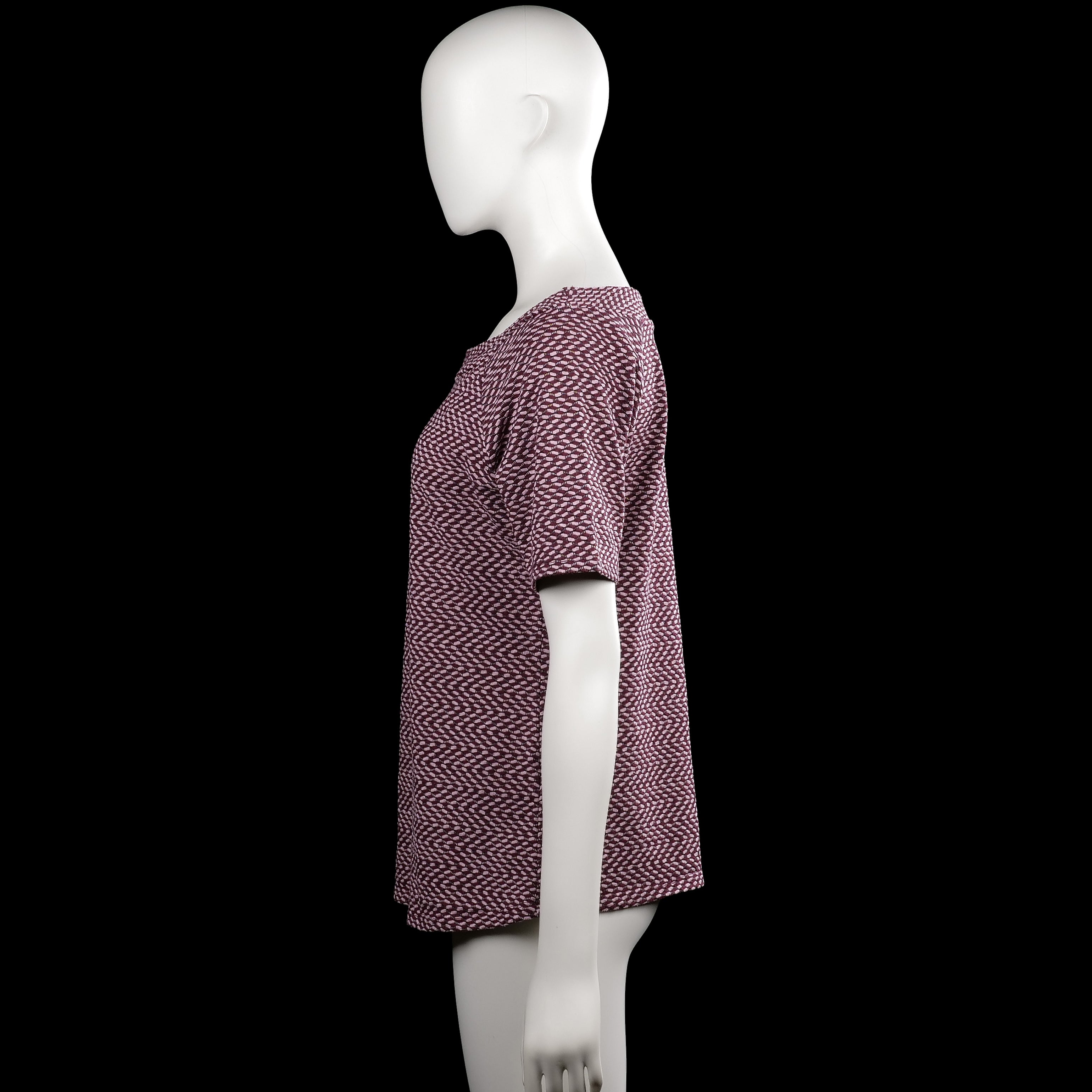 T-shirt - Burgundy & White - Size L