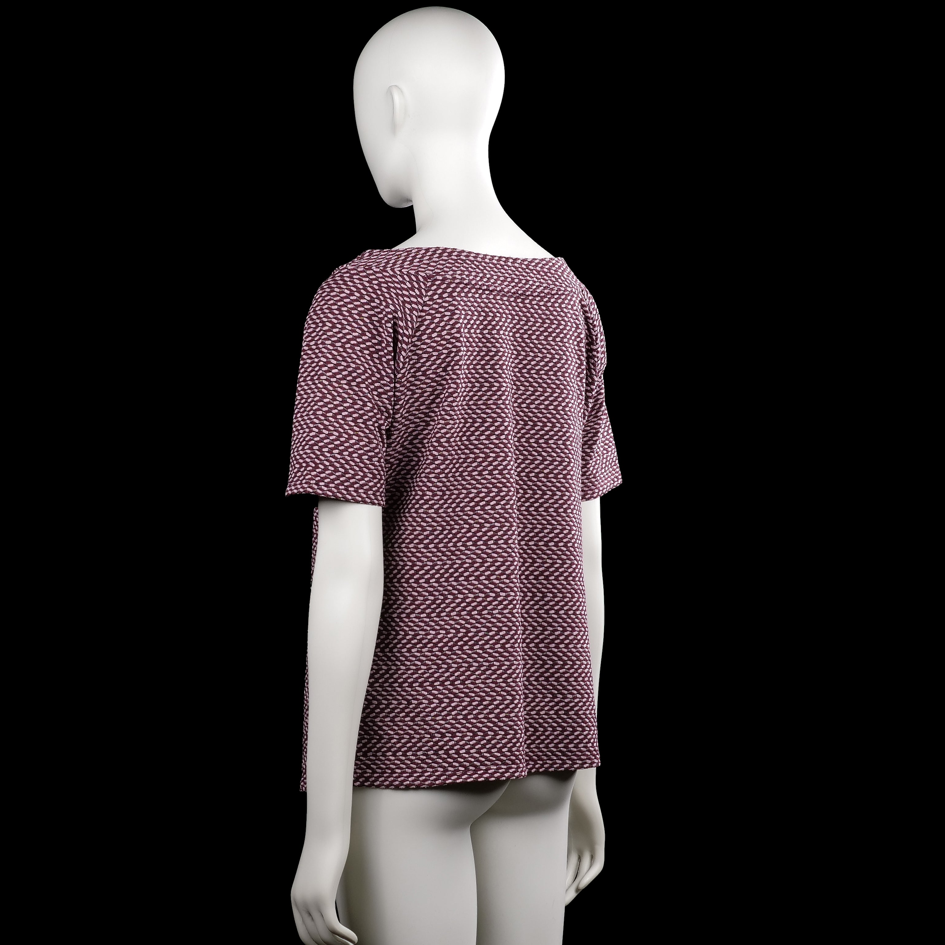T-shirt - Burgundy & White - Size L