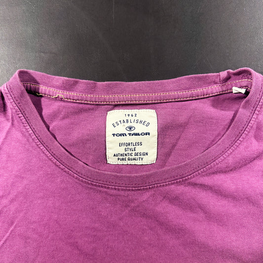 T-shirt - Purple - Size M