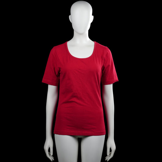 Flash - T-shirt - Red - Size M - Red solid top with a scoop neckline and short sleeves. Straight hem and plain cuffs.