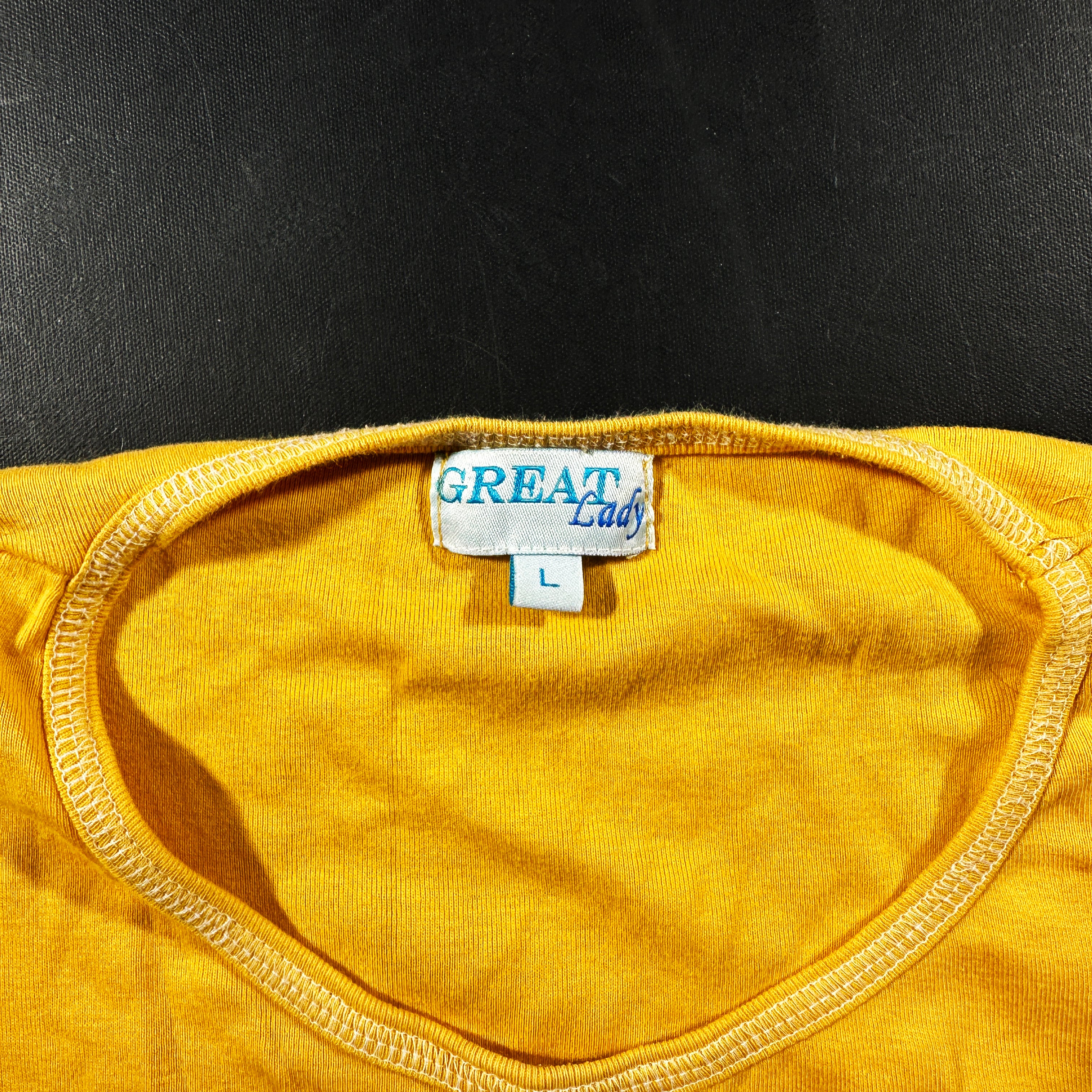 T-shirt - Mustard - Size L