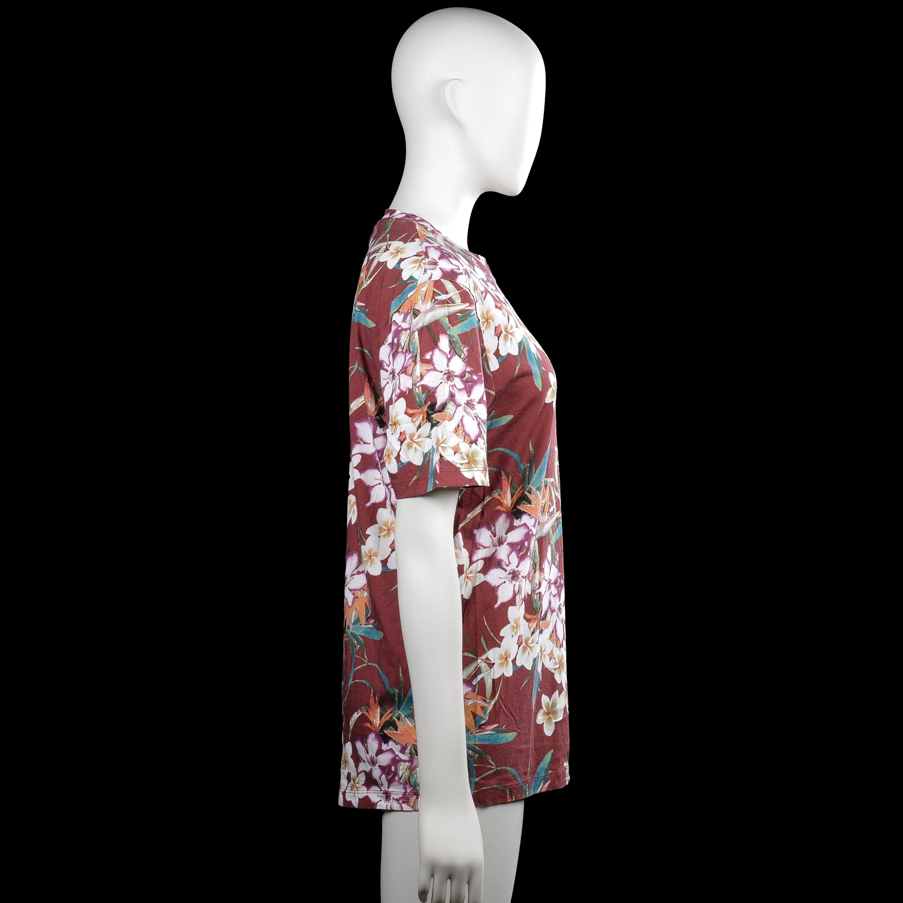 T-shirt - Burgundy & White - Size M