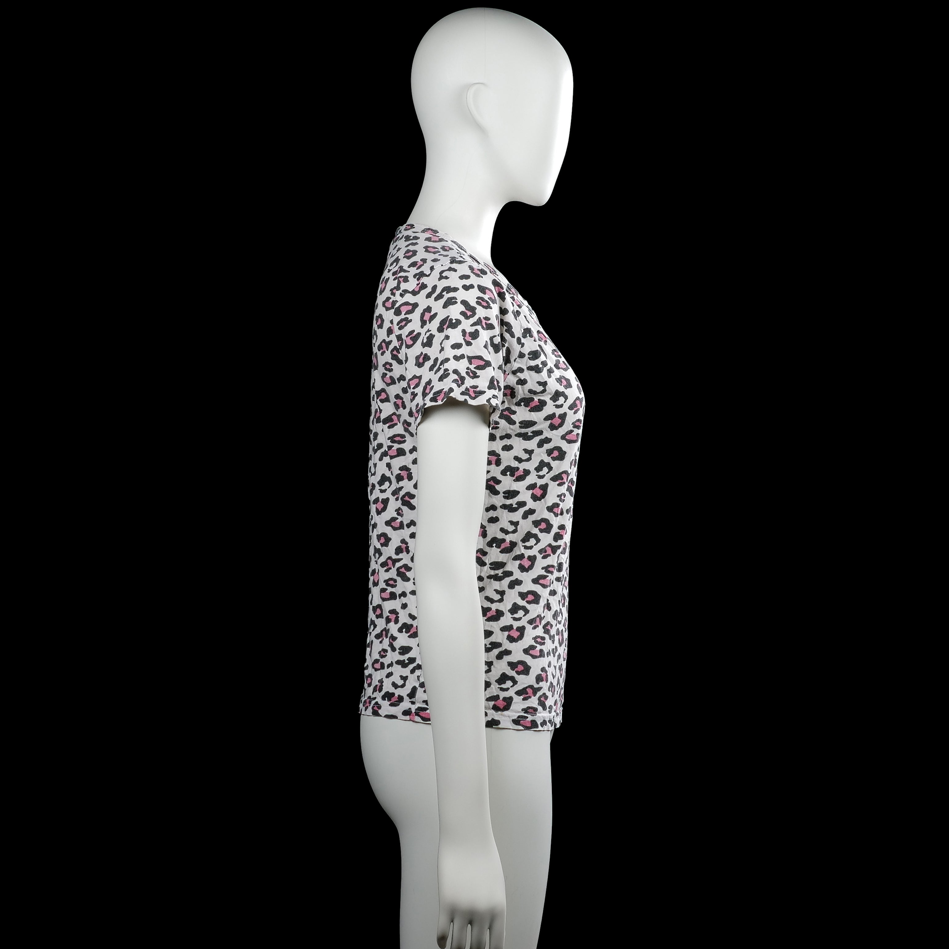 T-shirt - White & Black - Size M