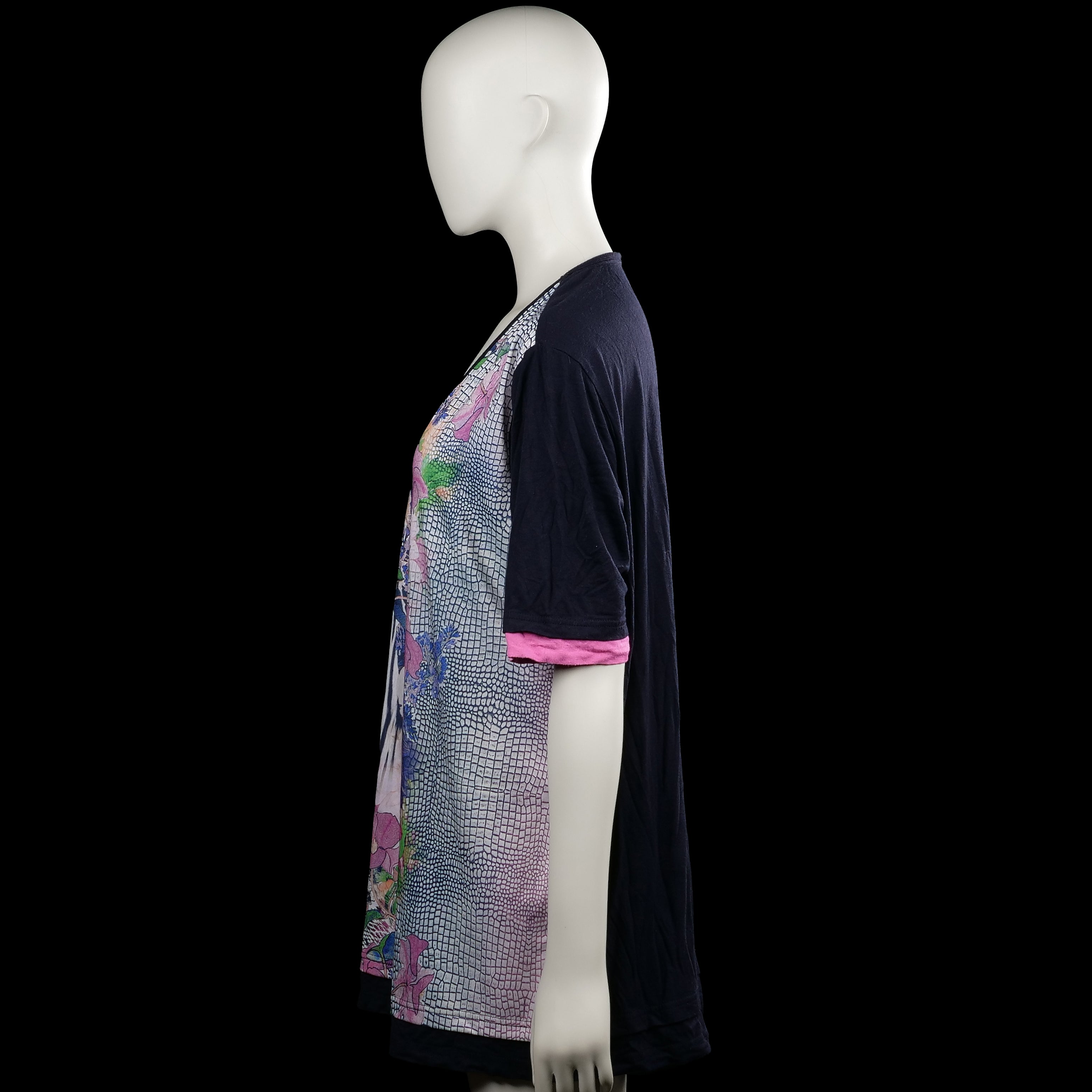 T-shirt - Multicolored - Size XL