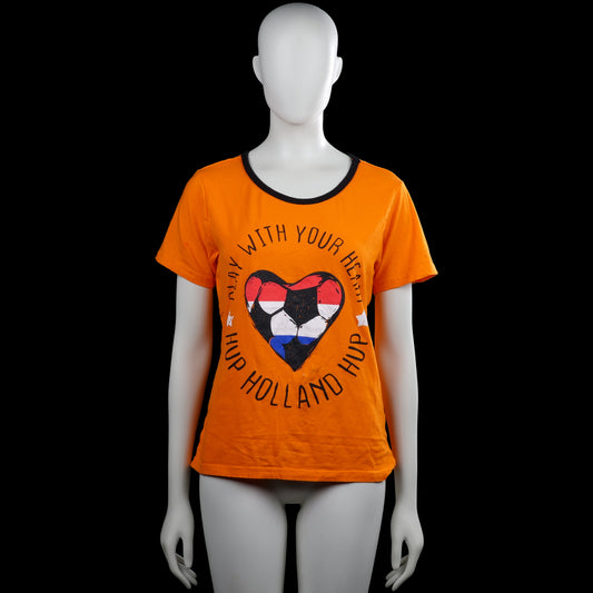 9th avenue - T-shirt - Orange & Black - Size M - Orange short-sleeve T-shirt with a round neck and black neckline trim. Features a large front graphic print and a large black number print on the back, with a straight hem and plain cuffs.