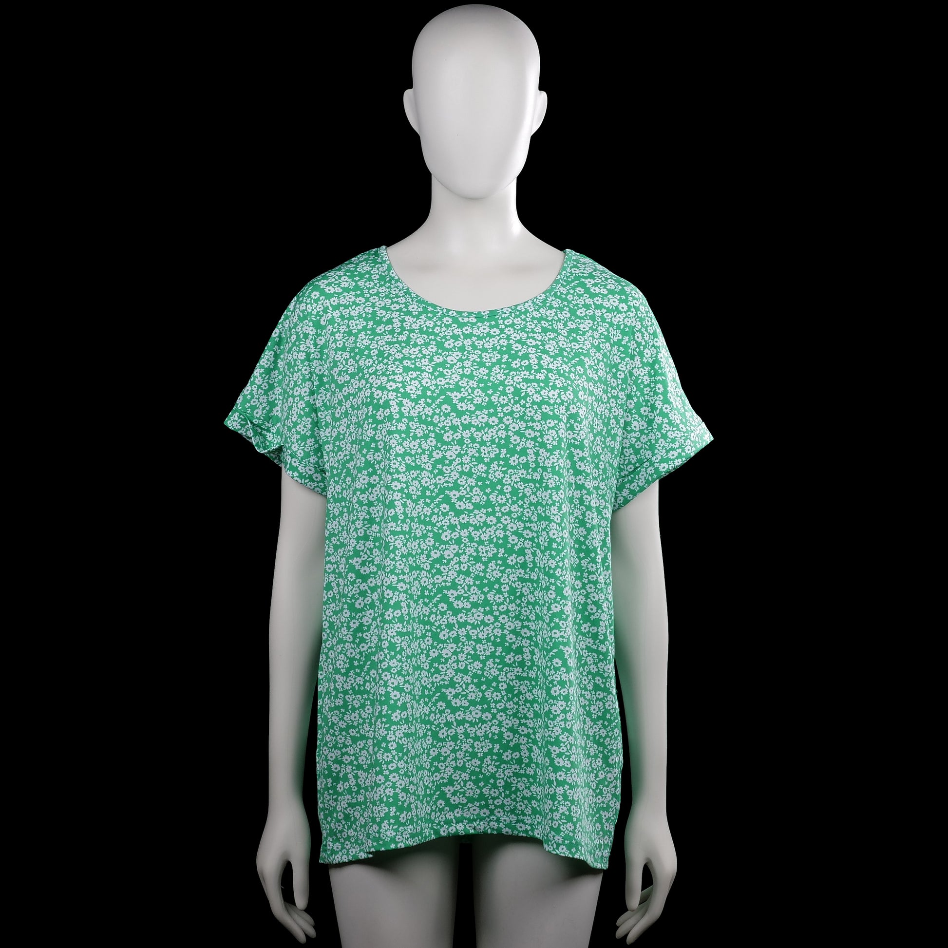Isolde - T-shirt - Mint & White - Size L - Mint top with an all-over white floral pattern and a round neckline. Short sleeves with plain cuffs and a straight hem.