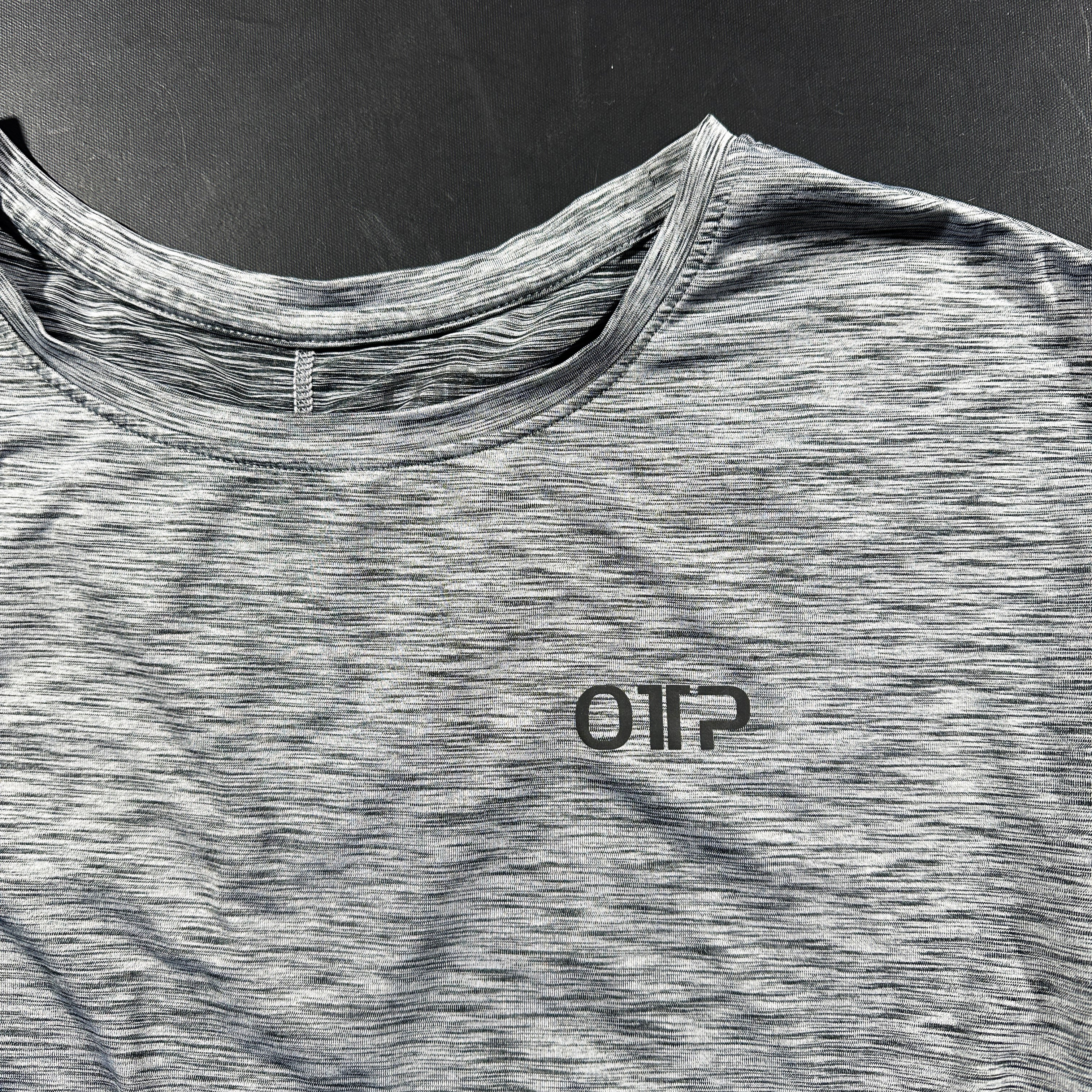 T-shirt - Gray - Size M