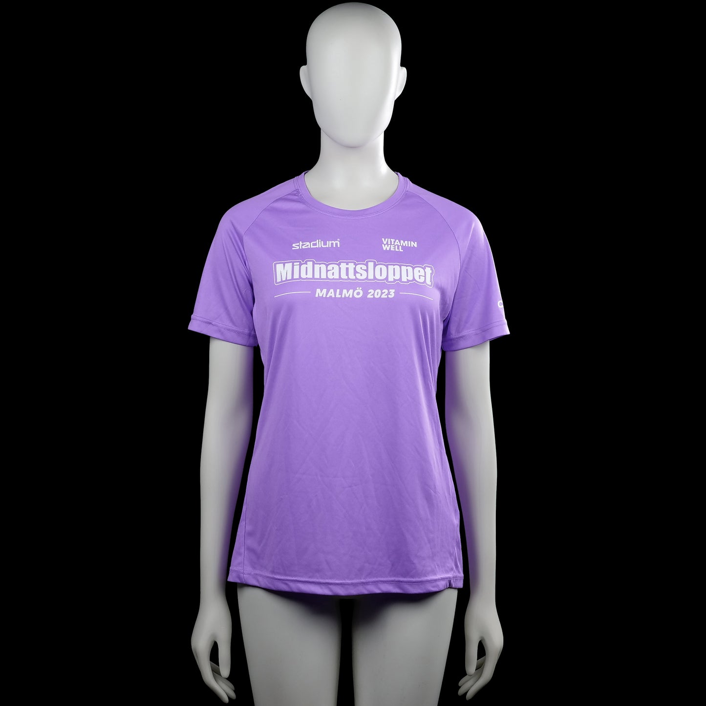 Craft - T-shirt - Purple - Size M - Purple short-sleeve T-shirt with a round neck and straight hem. Features white text prints on the front and back and a small print on the sleeve.