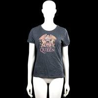 H&M Divided - T-shirt - Charcoal - Size XS - Charcoal short-sleeve T-shirt with a round neck and straight hem. Features a large front graphic print with an emblem and text.