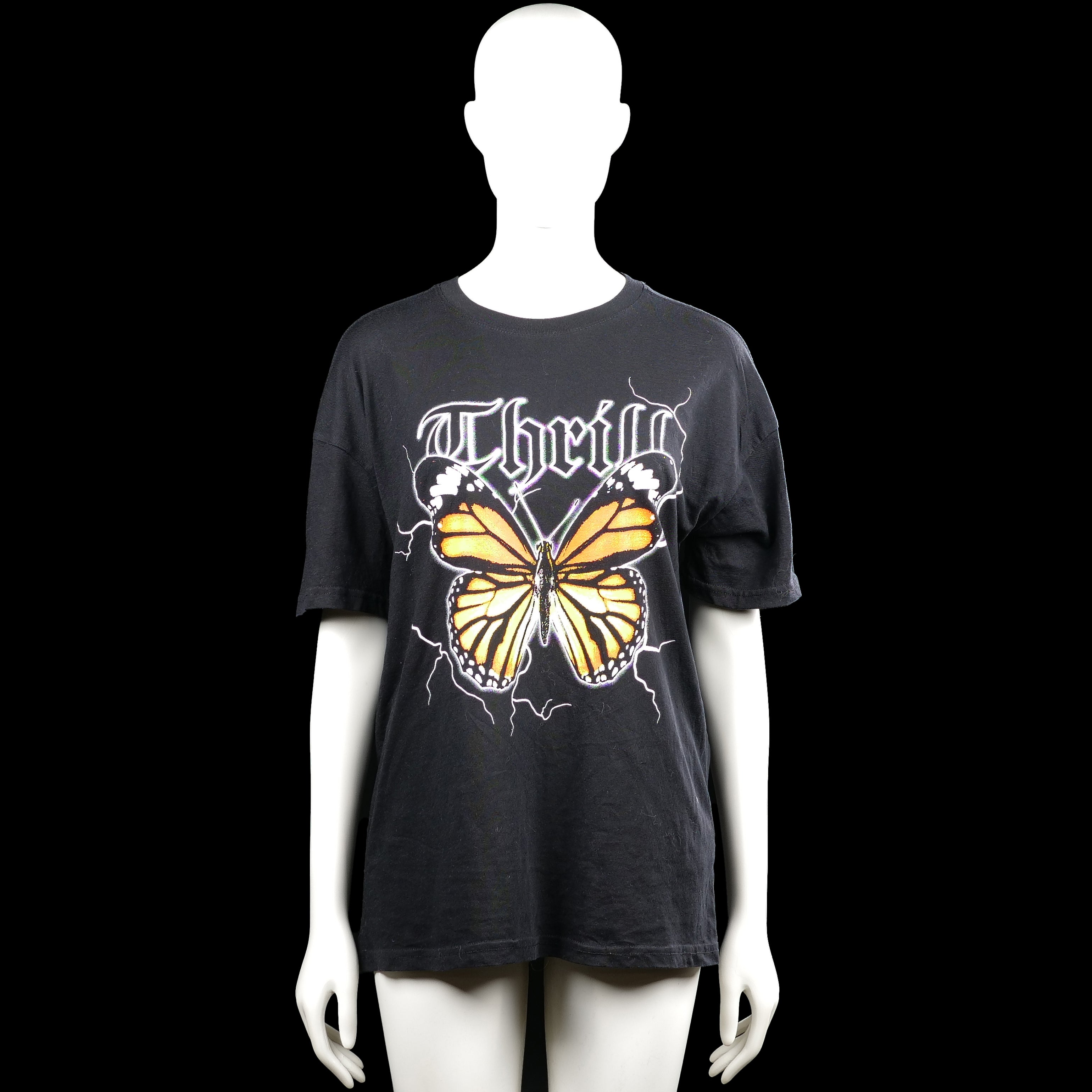 Fb Sister - T-shirt - Black - Size XS - Black short-sleeve T-shirt with a round neck and straight hem. Features a large front graphic print with lettering and a butterfly.