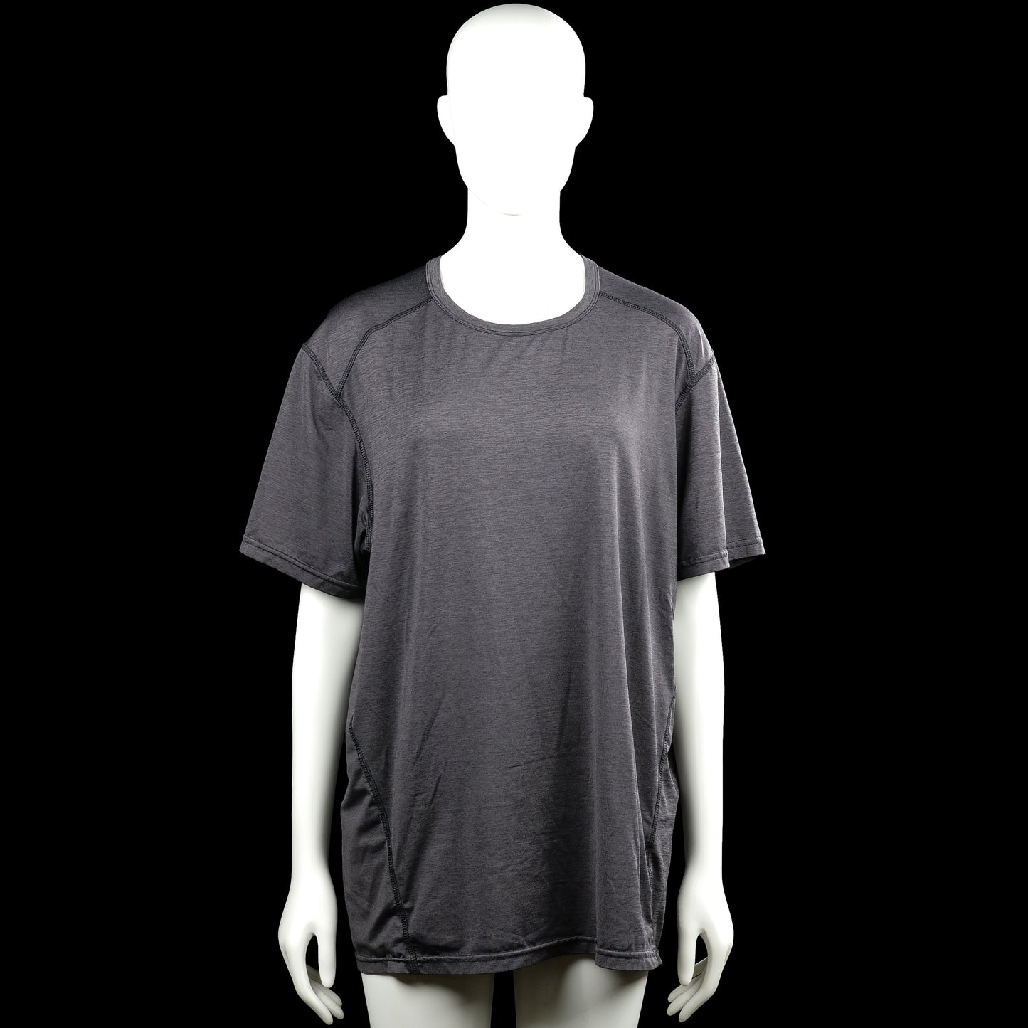 Otp - T-shirt - Dark Gray - Size XL - Dark gray solid top with a round neck and short sleeves. Features visible seam detailing and a straight hem.