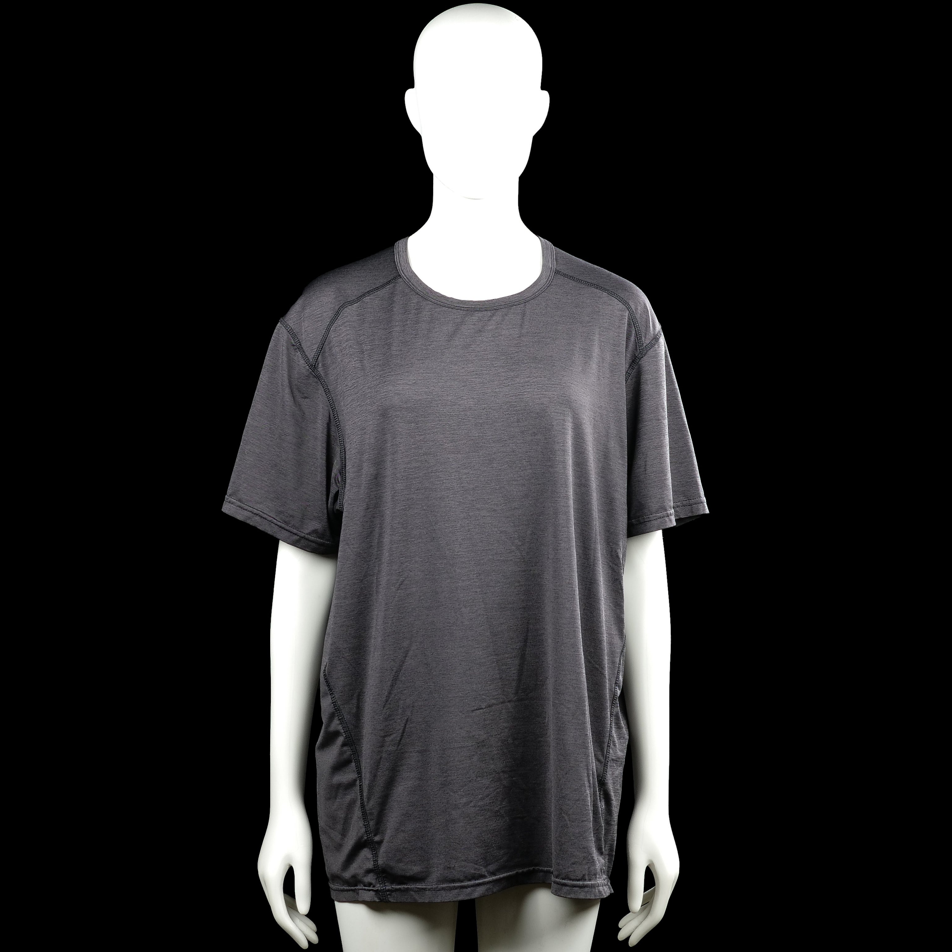 Otp - T-shirt - Dark Gray - Size XL - Dark gray solid top with a round neck and short sleeves. Features visible seam detailing and a straight hem.