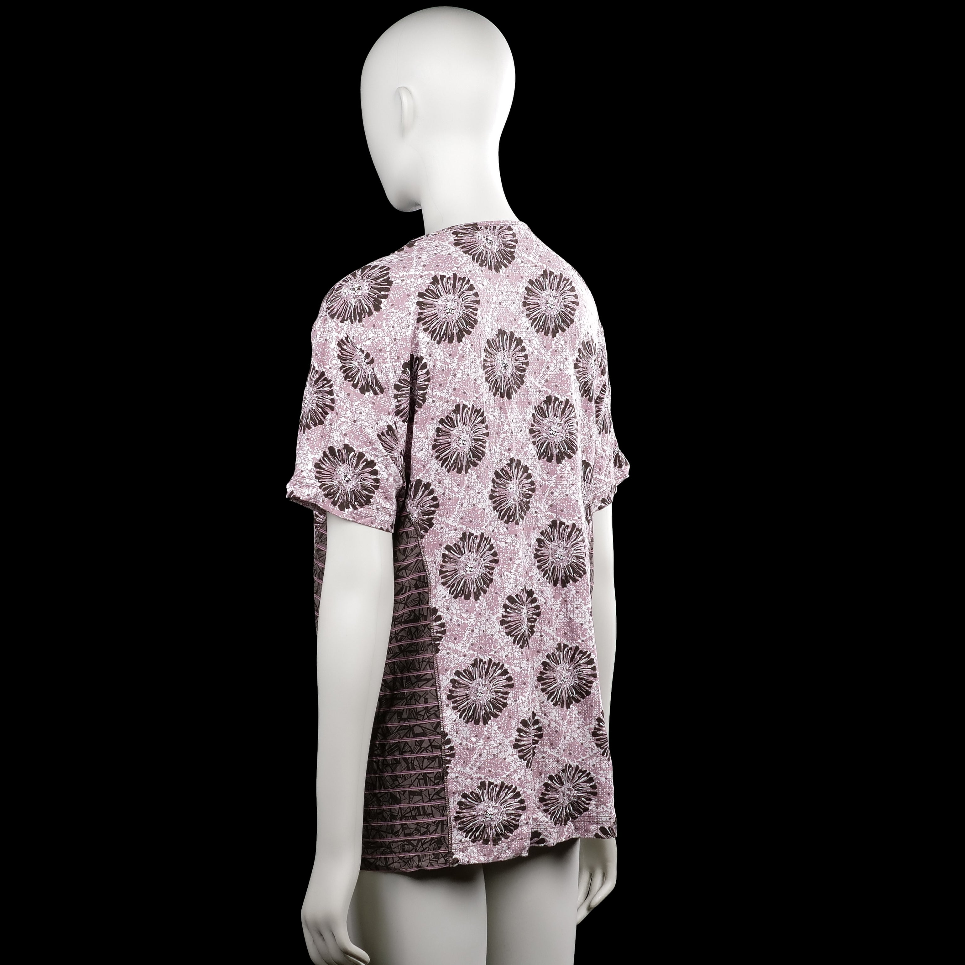 T-shirt - Pink & Black - Size L
