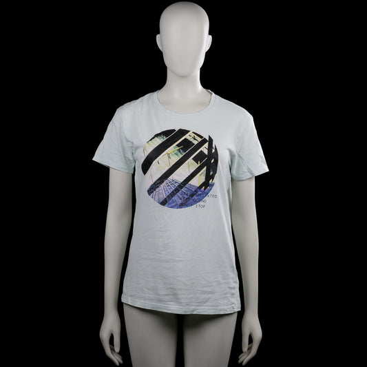 Reaction - T-shirt - White - Size S - White short-sleeve T-shirt with a round neckline and straight hem. Features a large circular graphic print on the front with text.