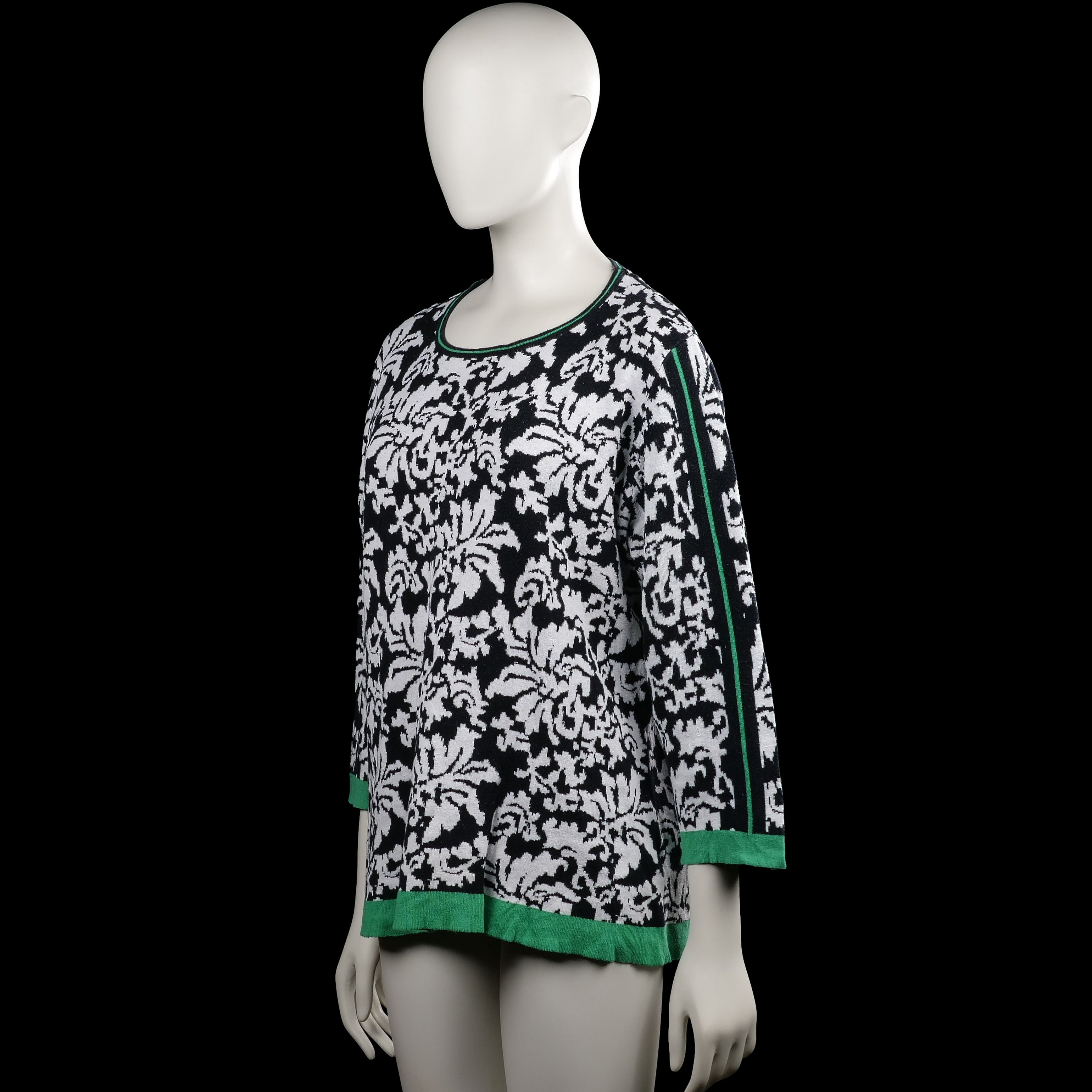Long-sleeve top - Black & White - Size L