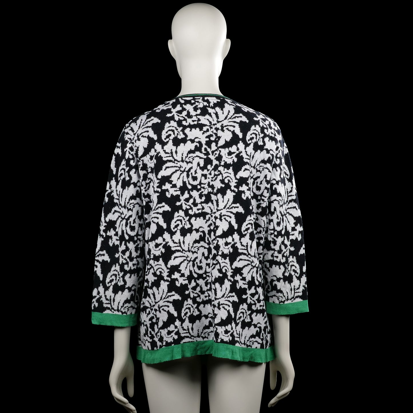 Long-sleeve top - Black & White - Size L