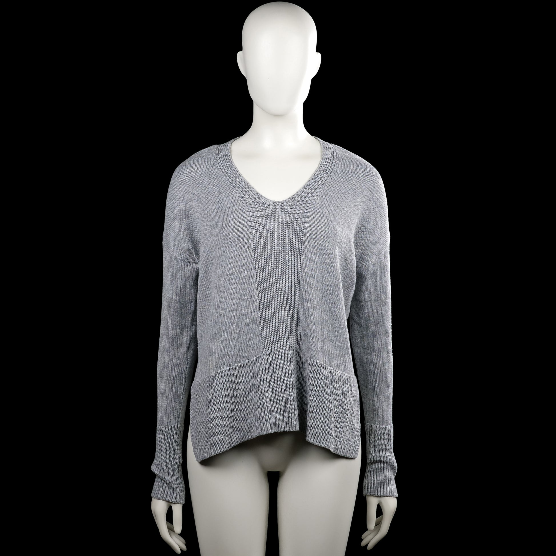 Esprit - Long-sleeve top - Gray - Size XS - Gray solid knit top with a V-neck and long sleeves. Features ribbed cuffs and a ribbed straight hem with side slits.