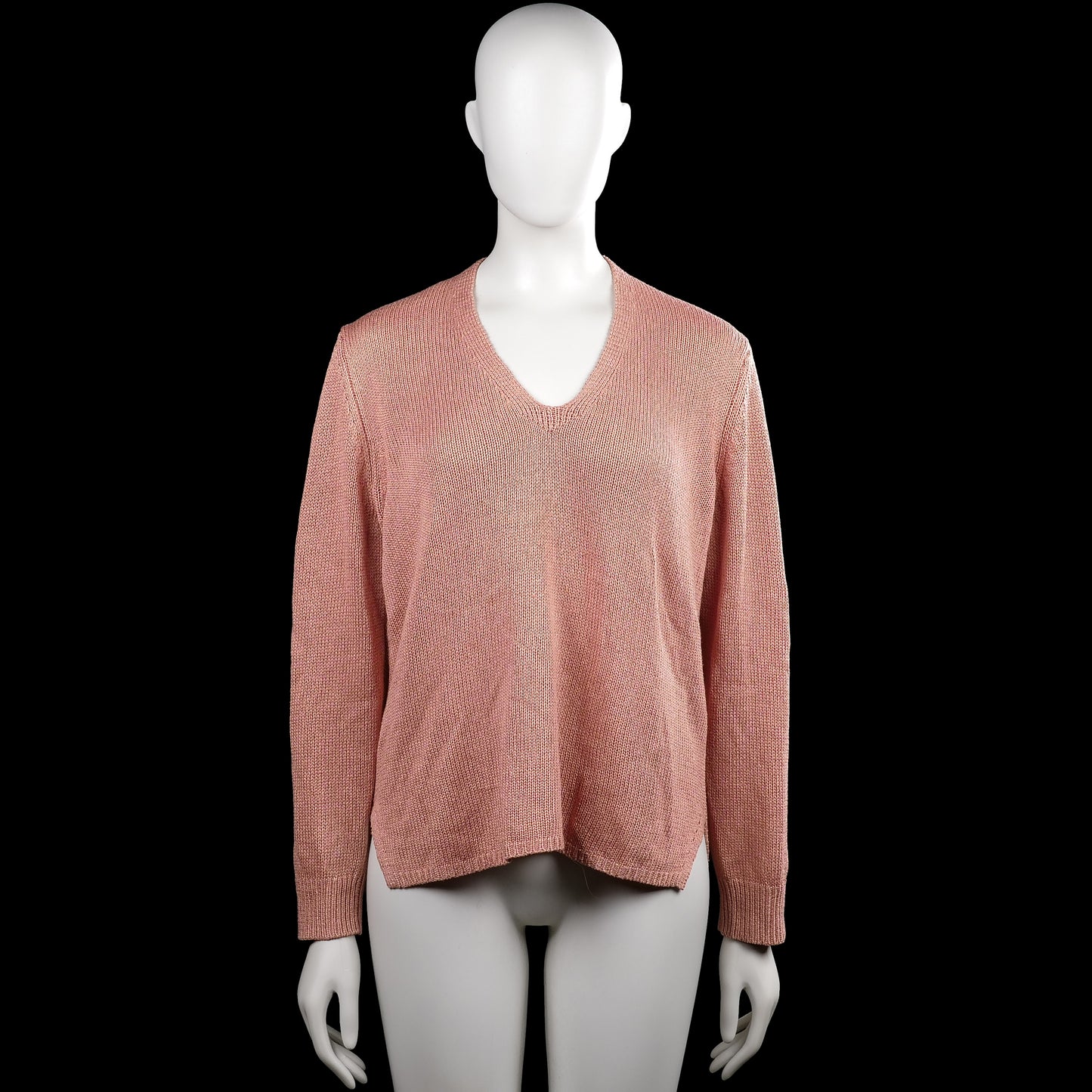 Lindex - Long-sleeve top - Rose - Size M - Rose solid knit top with a V-neckline and long sleeves. Ribbed cuffs and a straight hem with side slits.