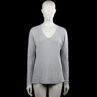 Marie lund - Long-sleeve top - Light Gray - Size M - Light gray solid top with a V-neck and long sleeves. Straight hem and plain cuffs.
