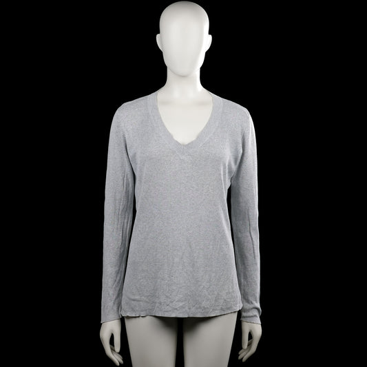 Marie lund - Long-sleeve top - Light Gray - Size M - Light gray solid top with a V-neck and long sleeves. Straight hem and plain cuffs.