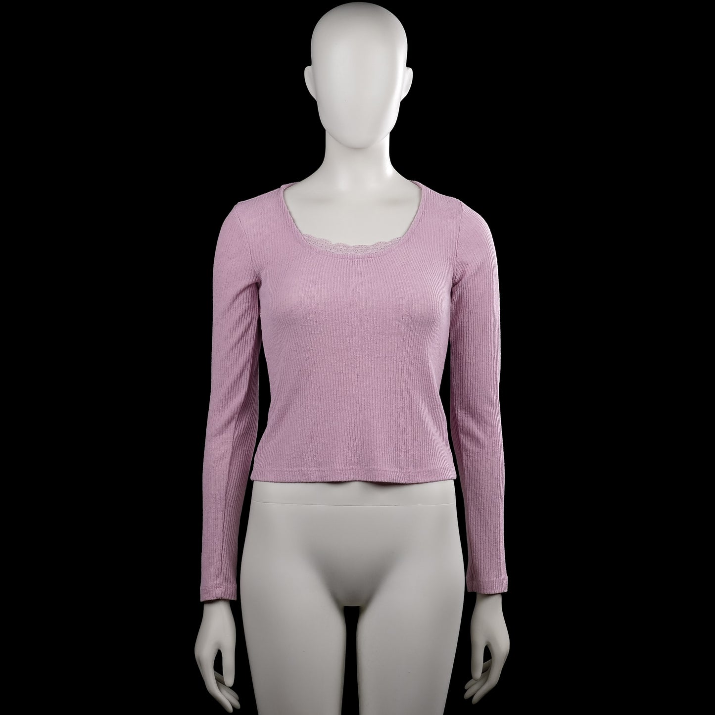 157 - Long-sleeve top - Lilac - Size XS - Lilac solid long-sleeve top with a scoop neckline and straight hem. Plain cuffs with no visible closures.