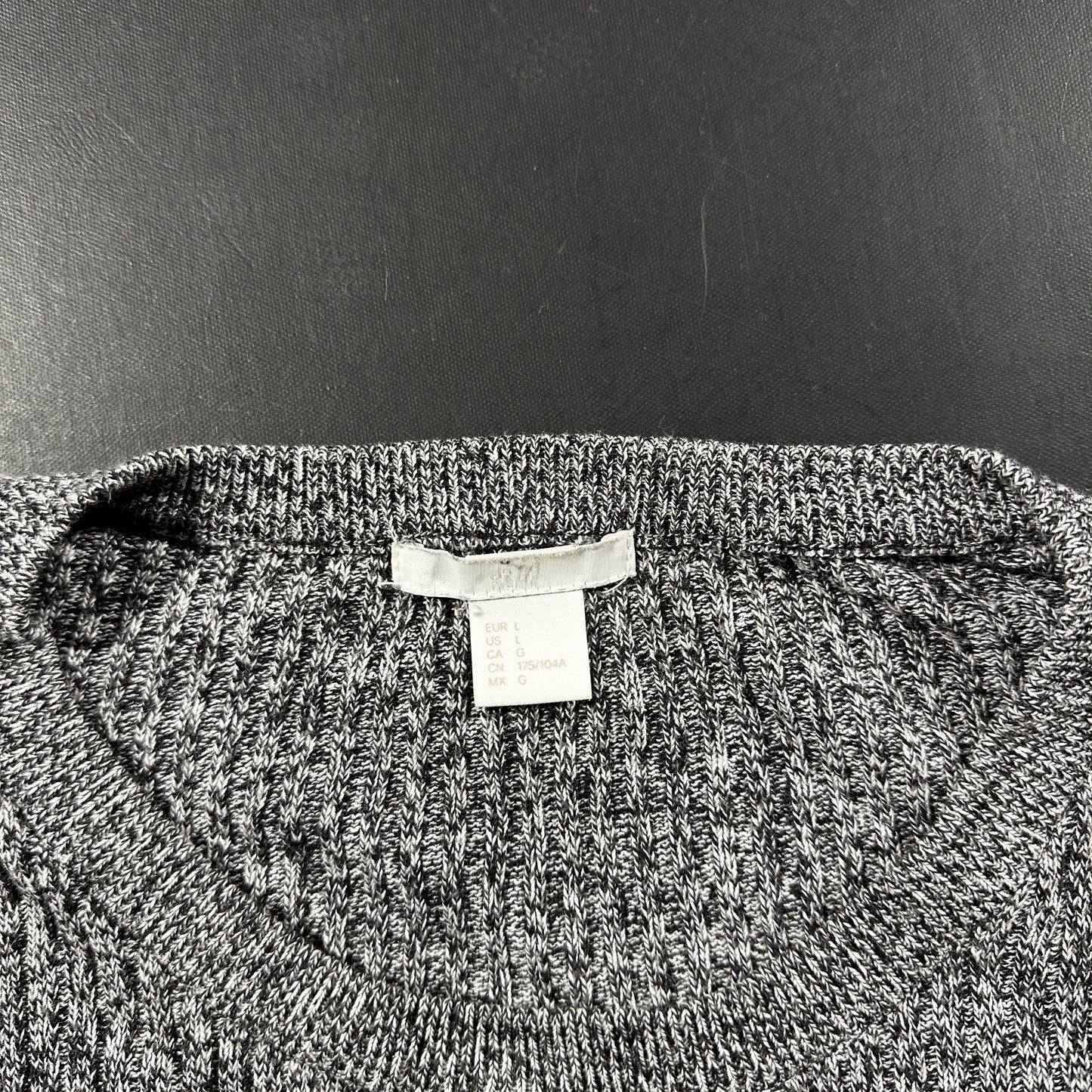 Long-sleeve top - Gray & Black - Size L