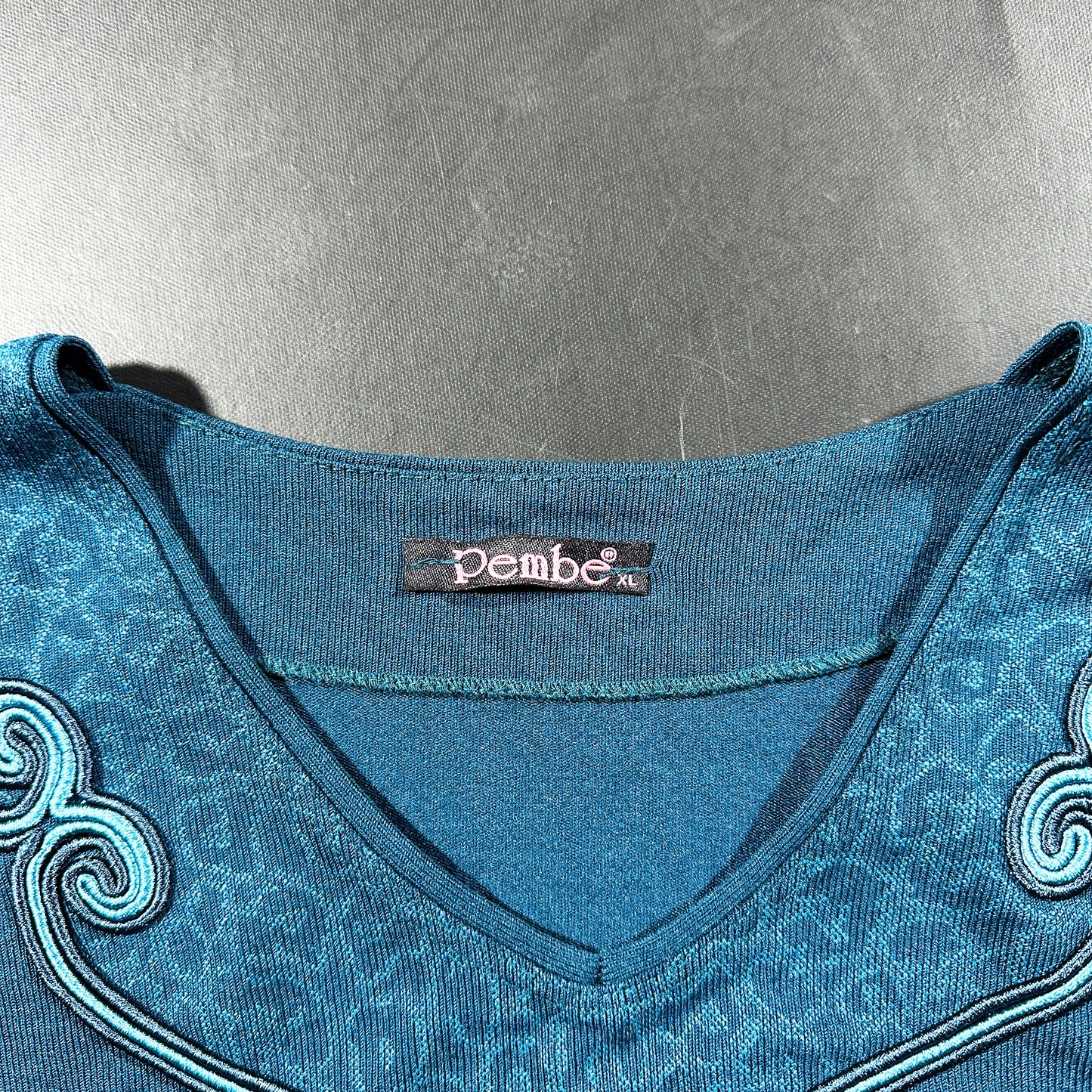 Long-sleeve top - Turquoise - Size XL - (NEW)