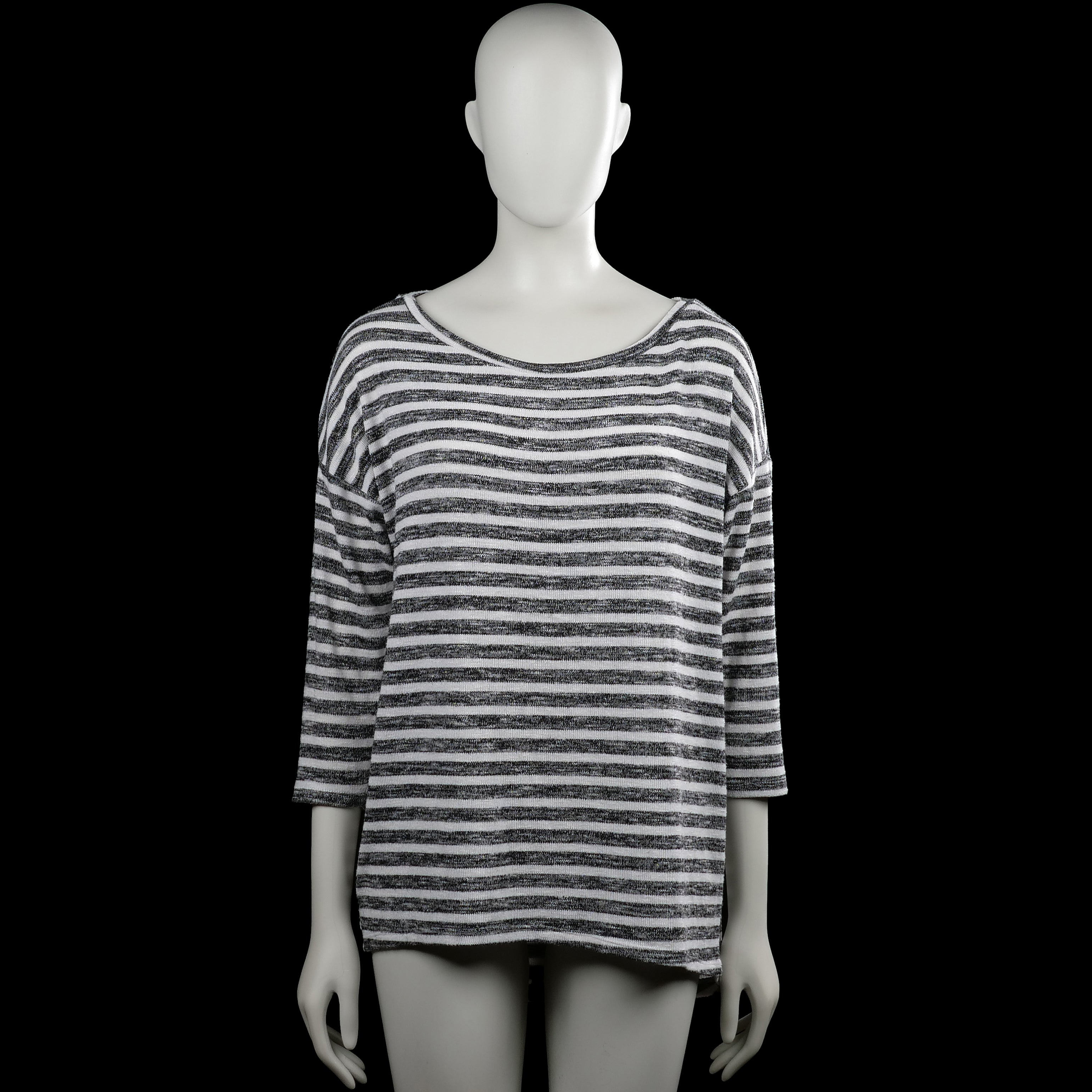 Hema - Long-sleeve top - White & Dark Gray - Size M - White and dark gray striped top with a boat neck and three-quarter sleeves. Straight hem with plain cuffs.