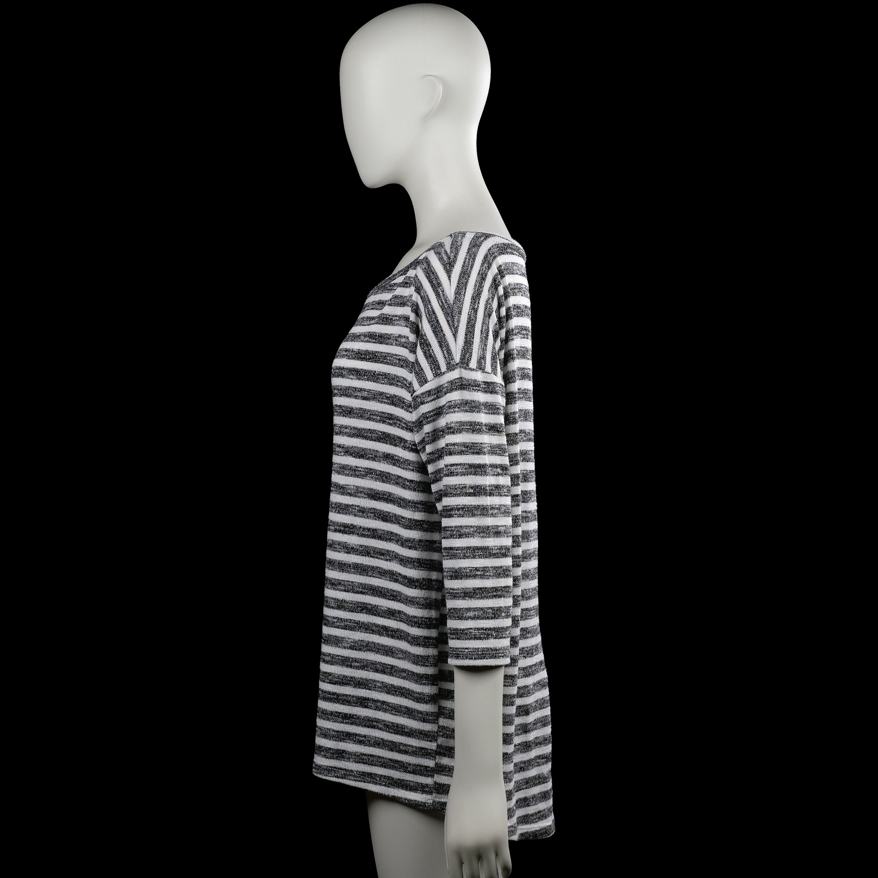 Long-sleeve top - White & Dark Gray - Size M