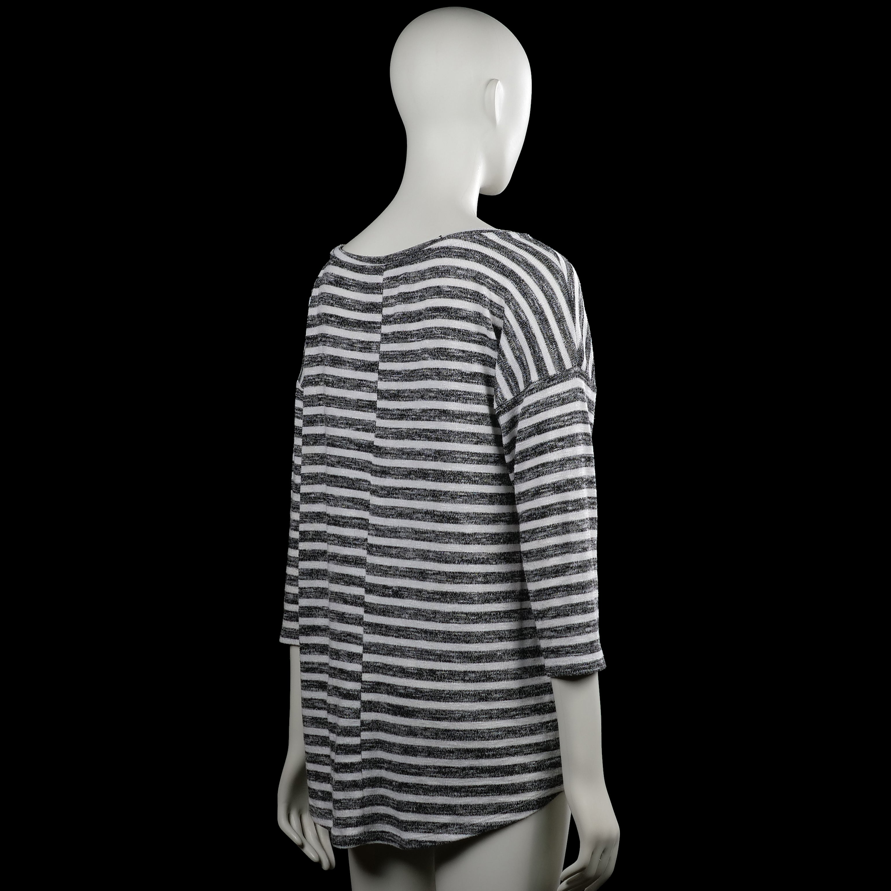 Long-sleeve top - White & Dark Gray - Size M