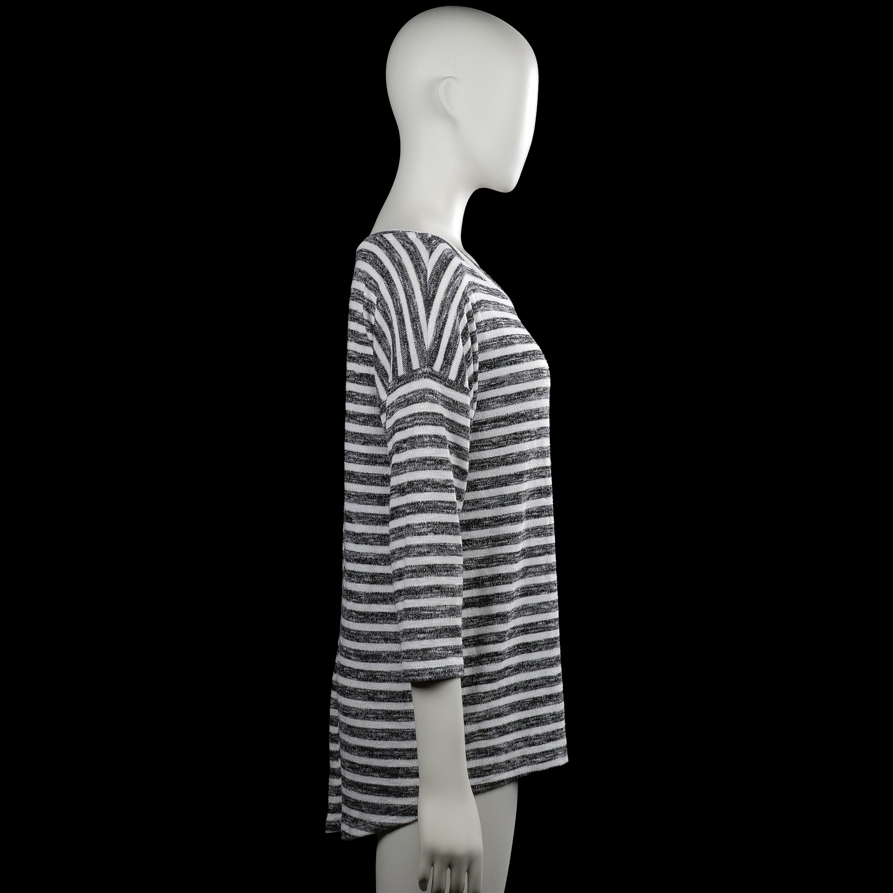 Long-sleeve top - White & Dark Gray - Size M