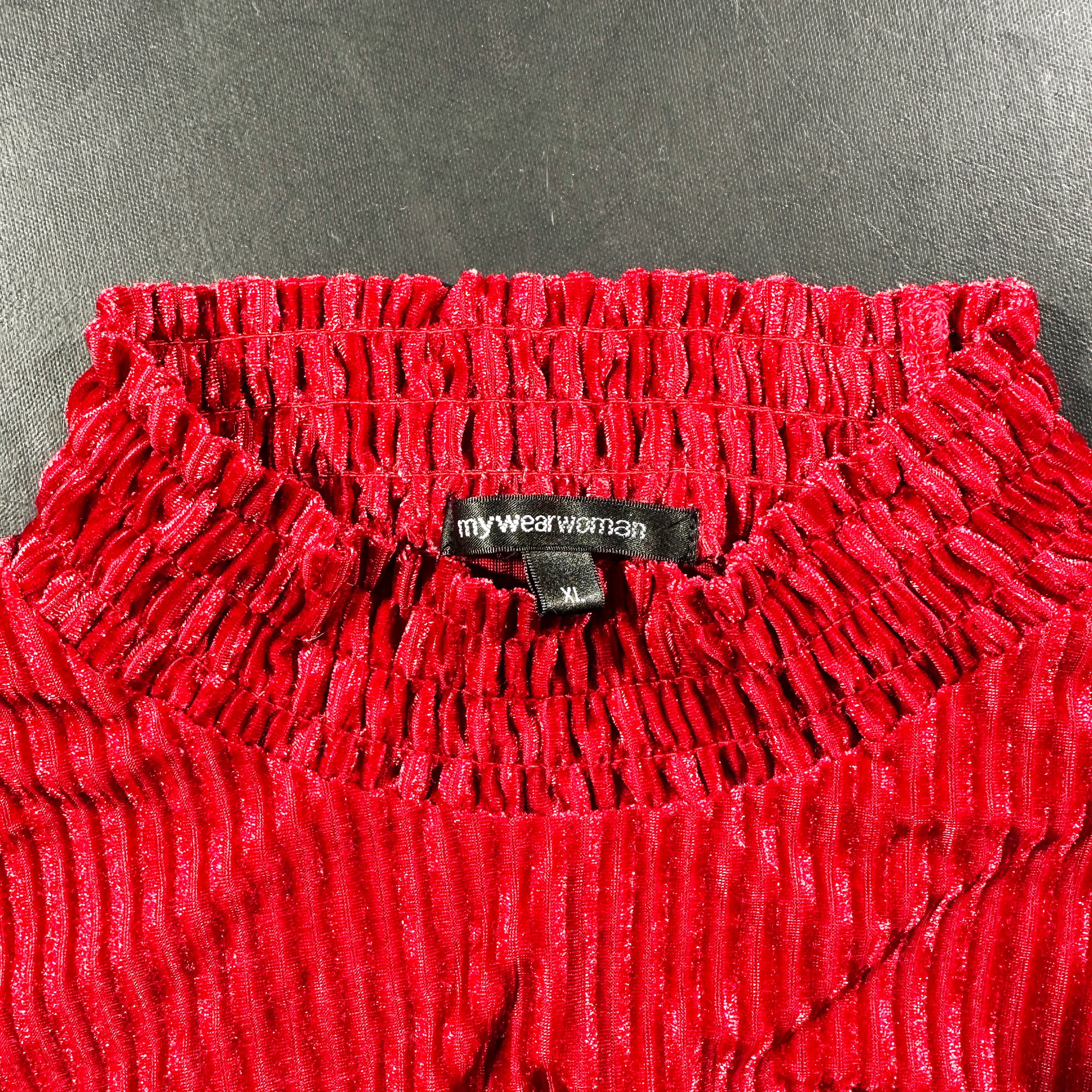 Long-sleeve top - Red - Size XL