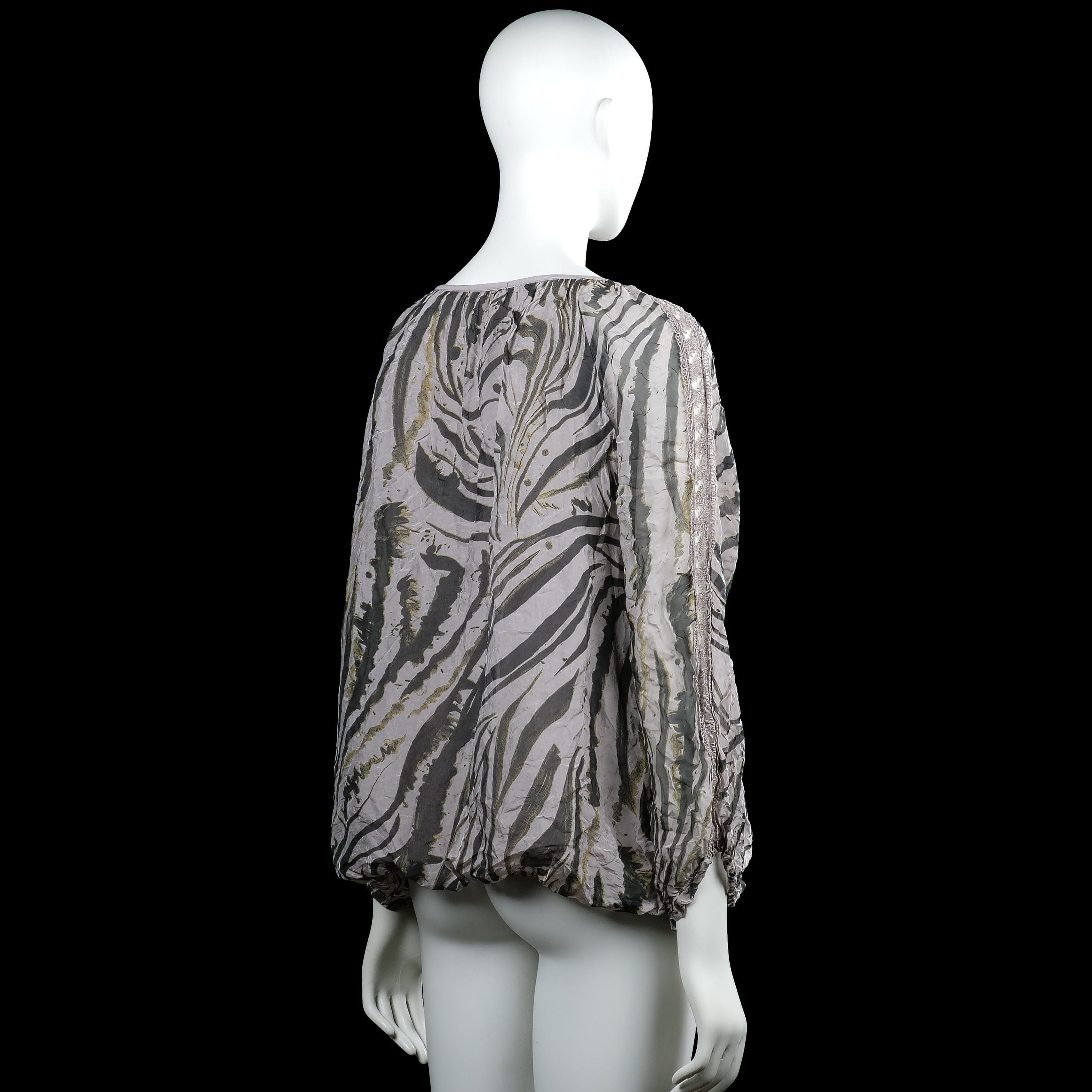 Blouse - Light Gray & Dark Gray - Size M
