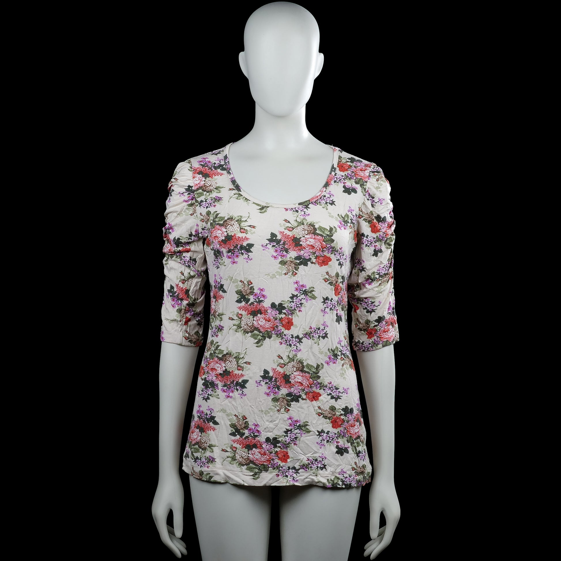 Lala rules - Tunic - Ivory & Pink - Size L - Ivory top with an allover pink and purple floral pattern and a scoop neckline. Features three-quarter sleeves with ruched detailing and plain cuffs, and a straight hem.