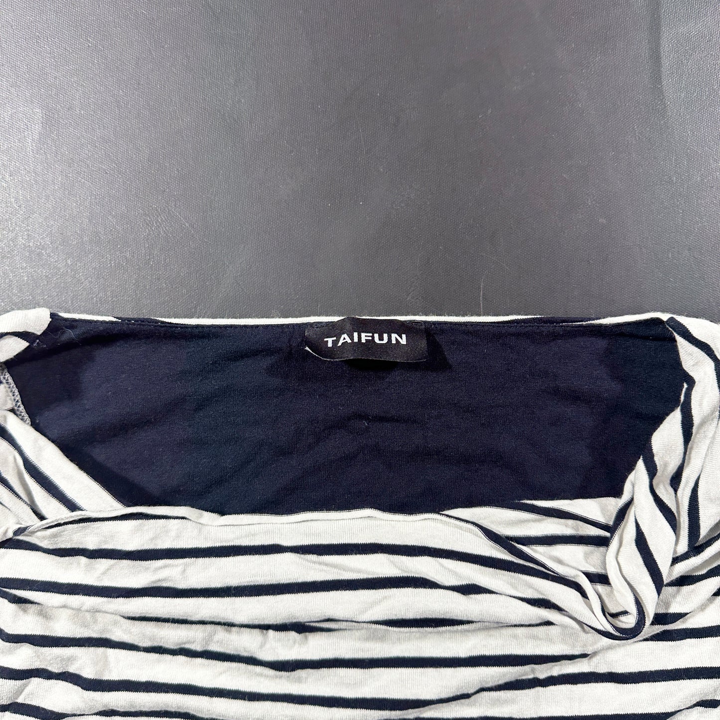 Long-sleeve top - White & Black - Size M