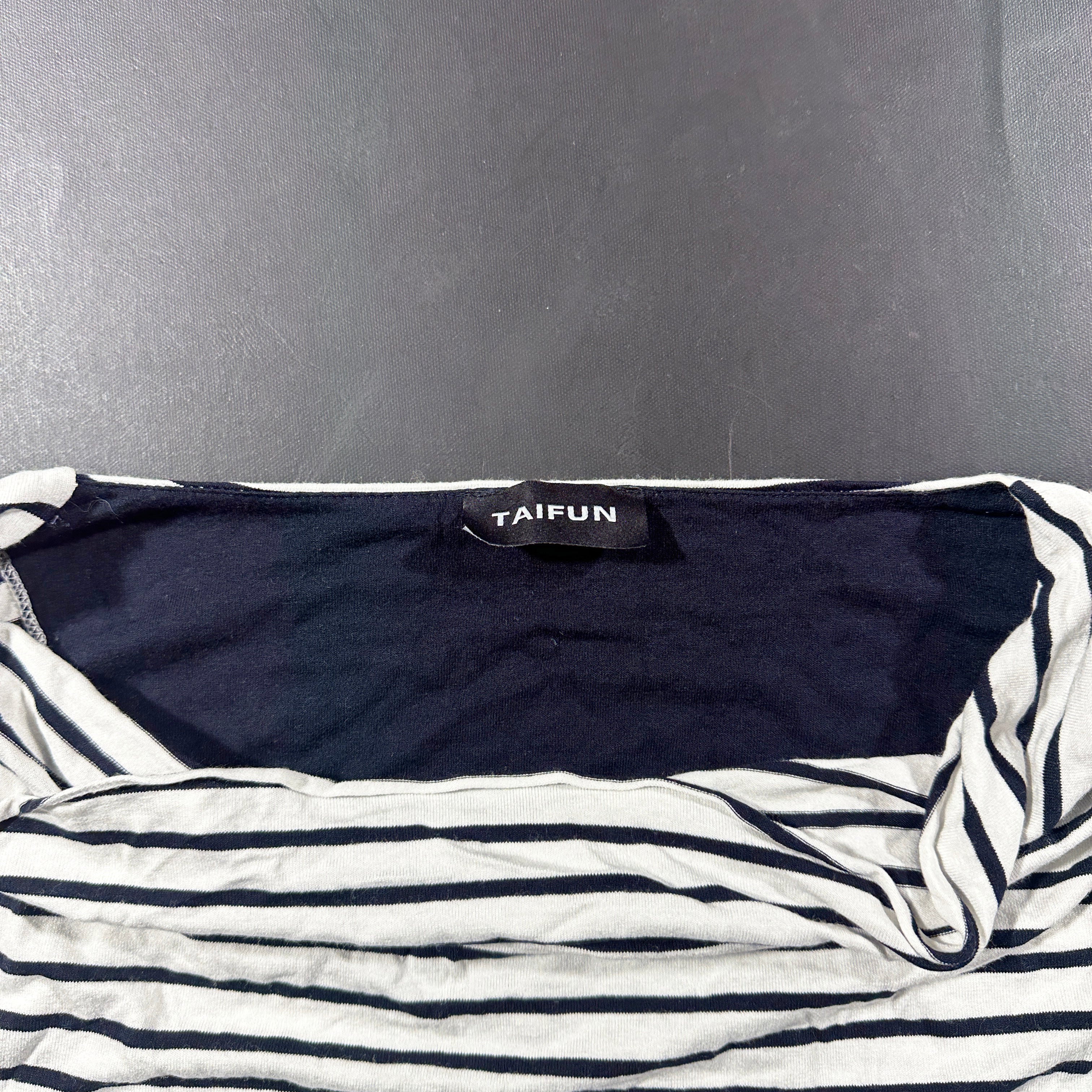 Long-sleeve top - White & Black - Size M