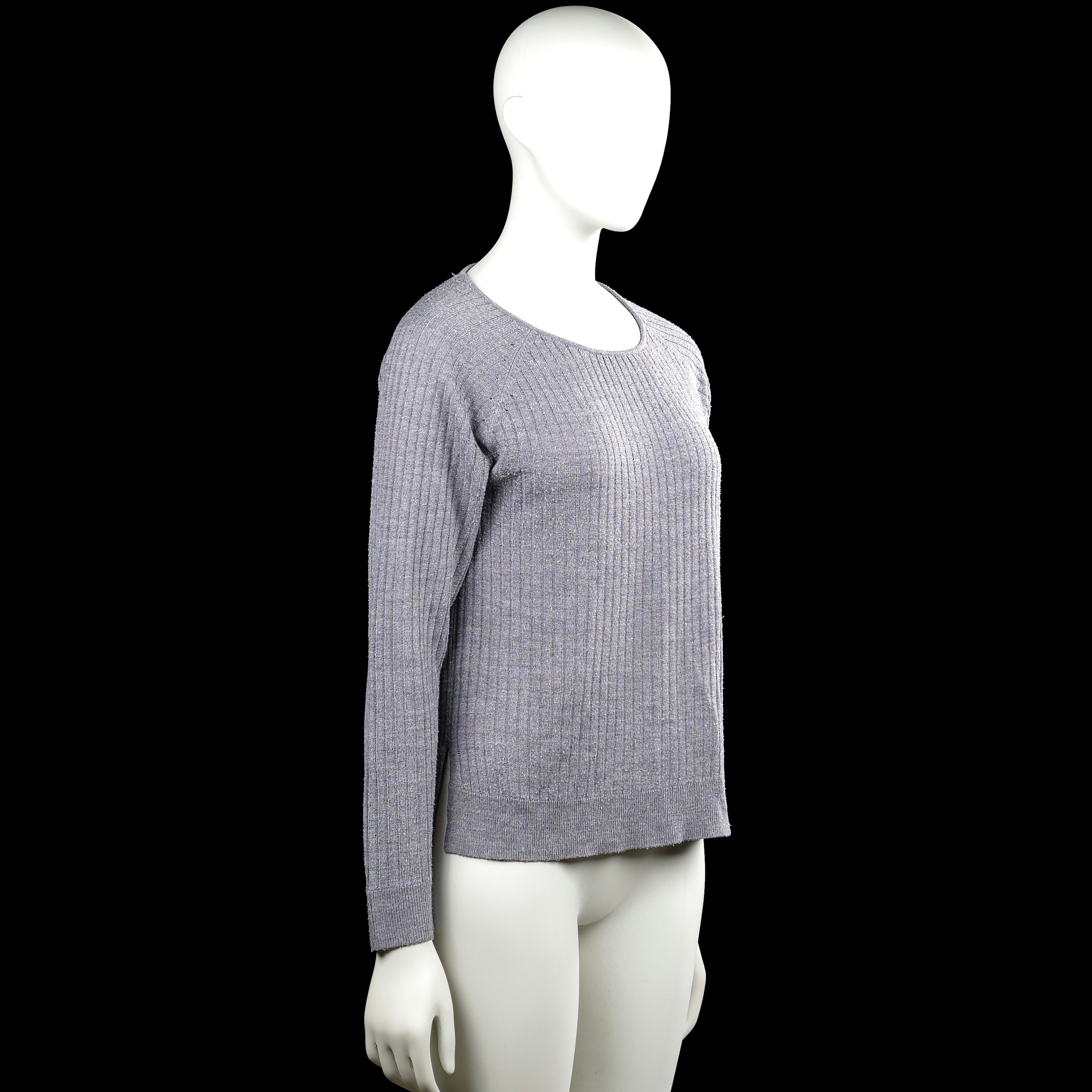 Sweater - Gray - Size L