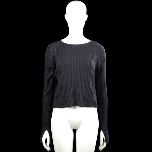 Samsa - Sweater - Charcoal - Size M - Charcoal solid ribbed top with a boat neckline and long sleeves. Straight hem and plain cuffs.