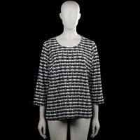 Isolde - Long-sleeve top - Black & White - Size L - Black and white chevron-patterned top with a round neckline and three-quarter sleeves. Straight hem and plain cuffs with no visible closures.
